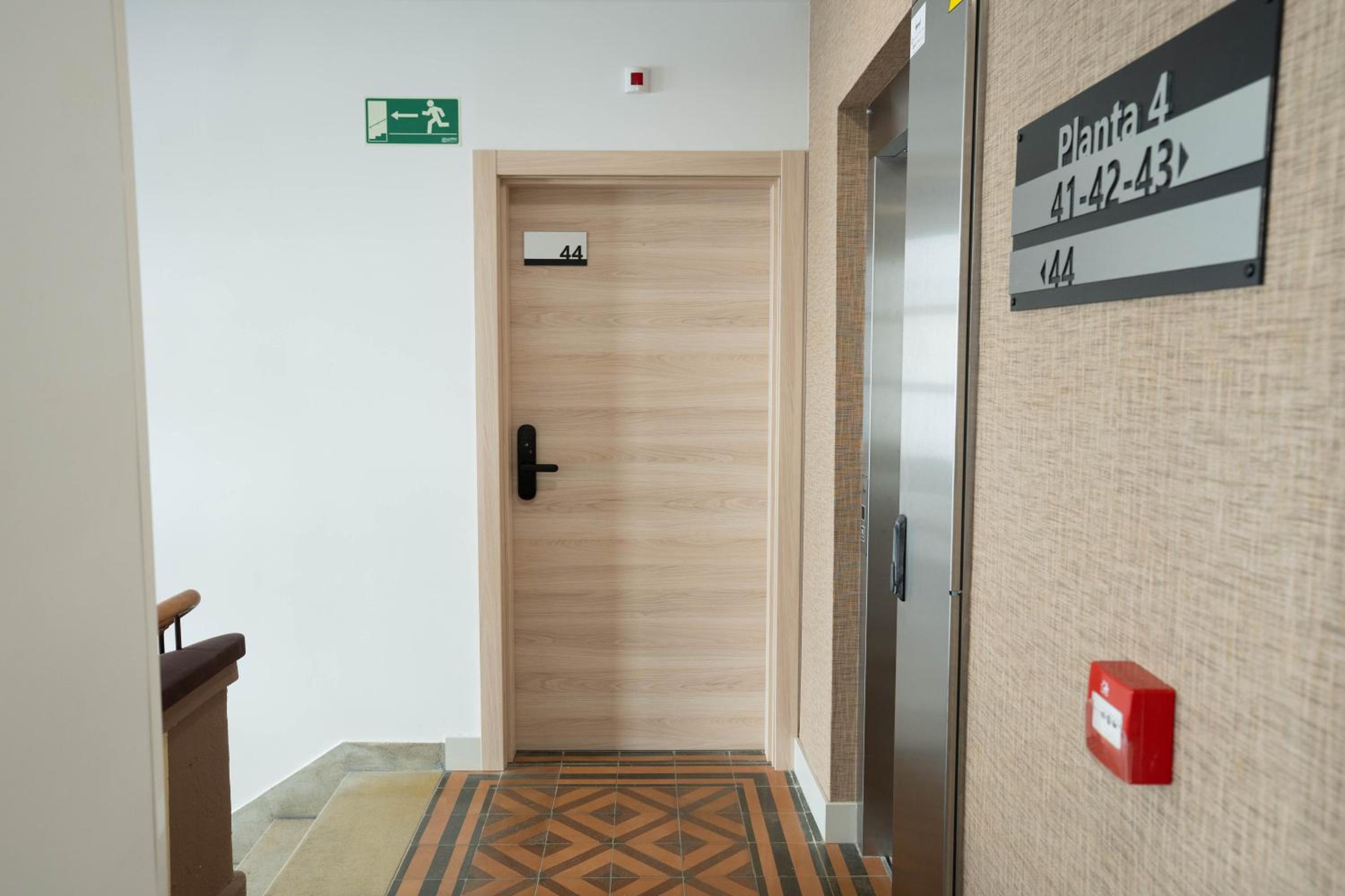 Prisma Suites