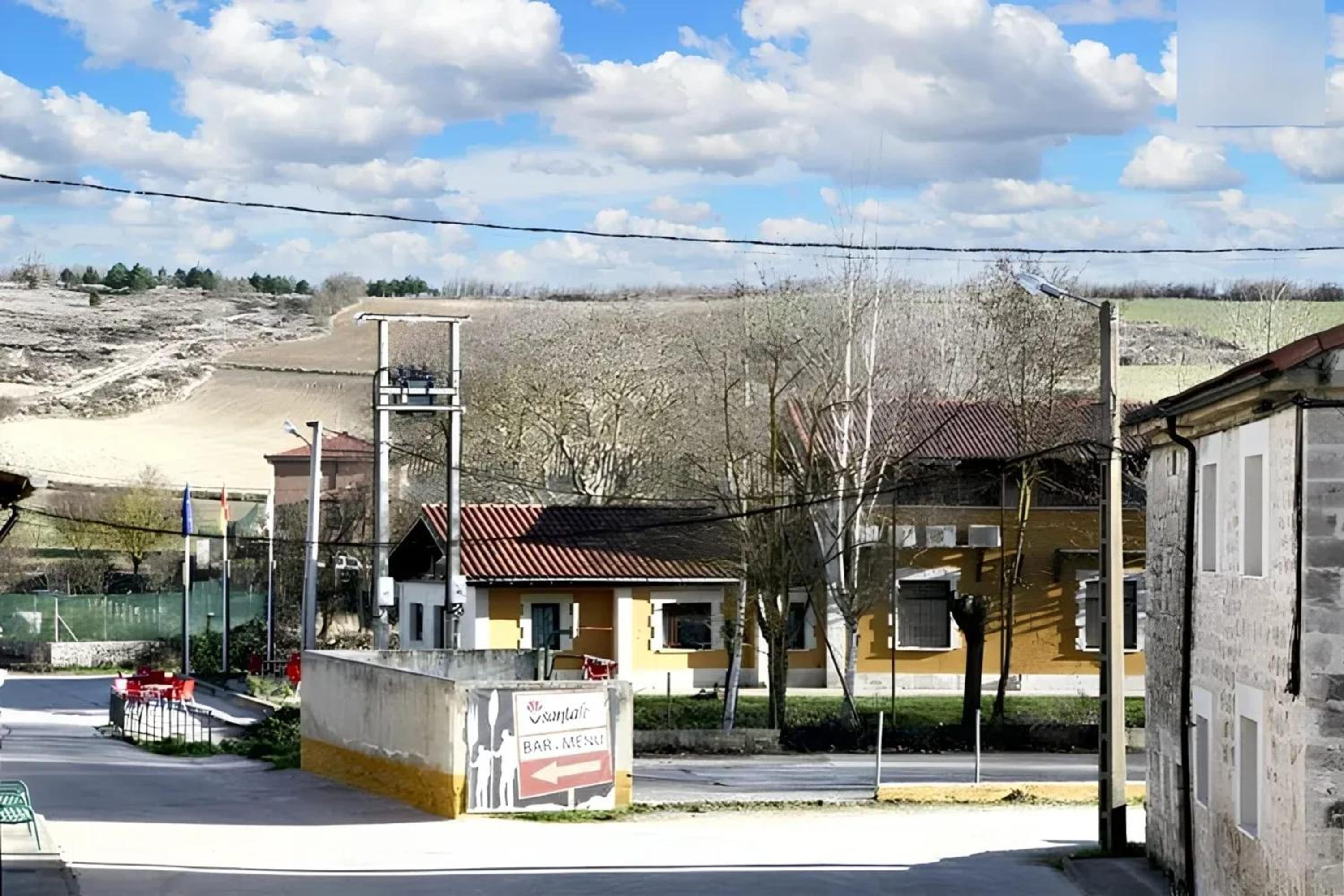 Spacious and Modern House in Cardeñuela Riopico
