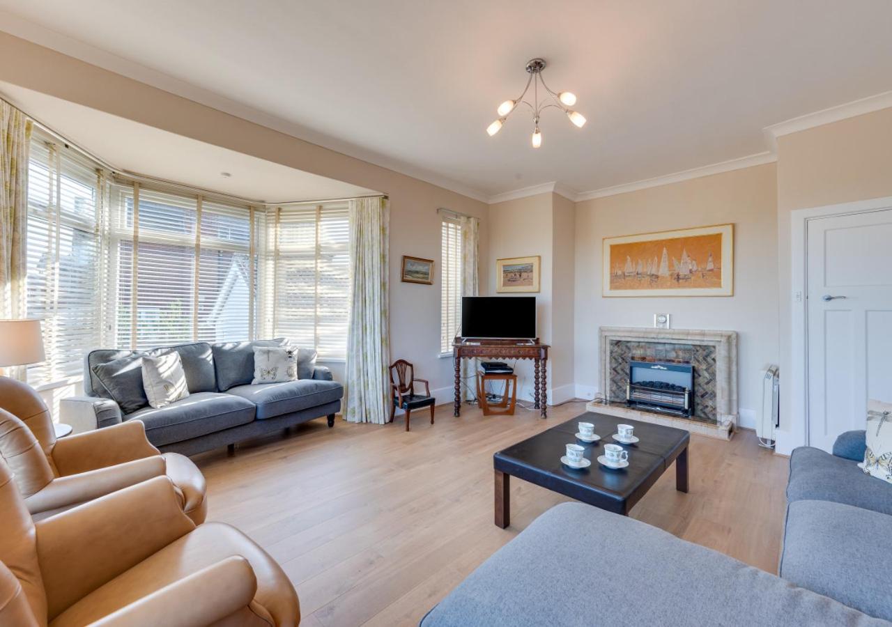 4 Bed in Old Hunstanton oc-1809