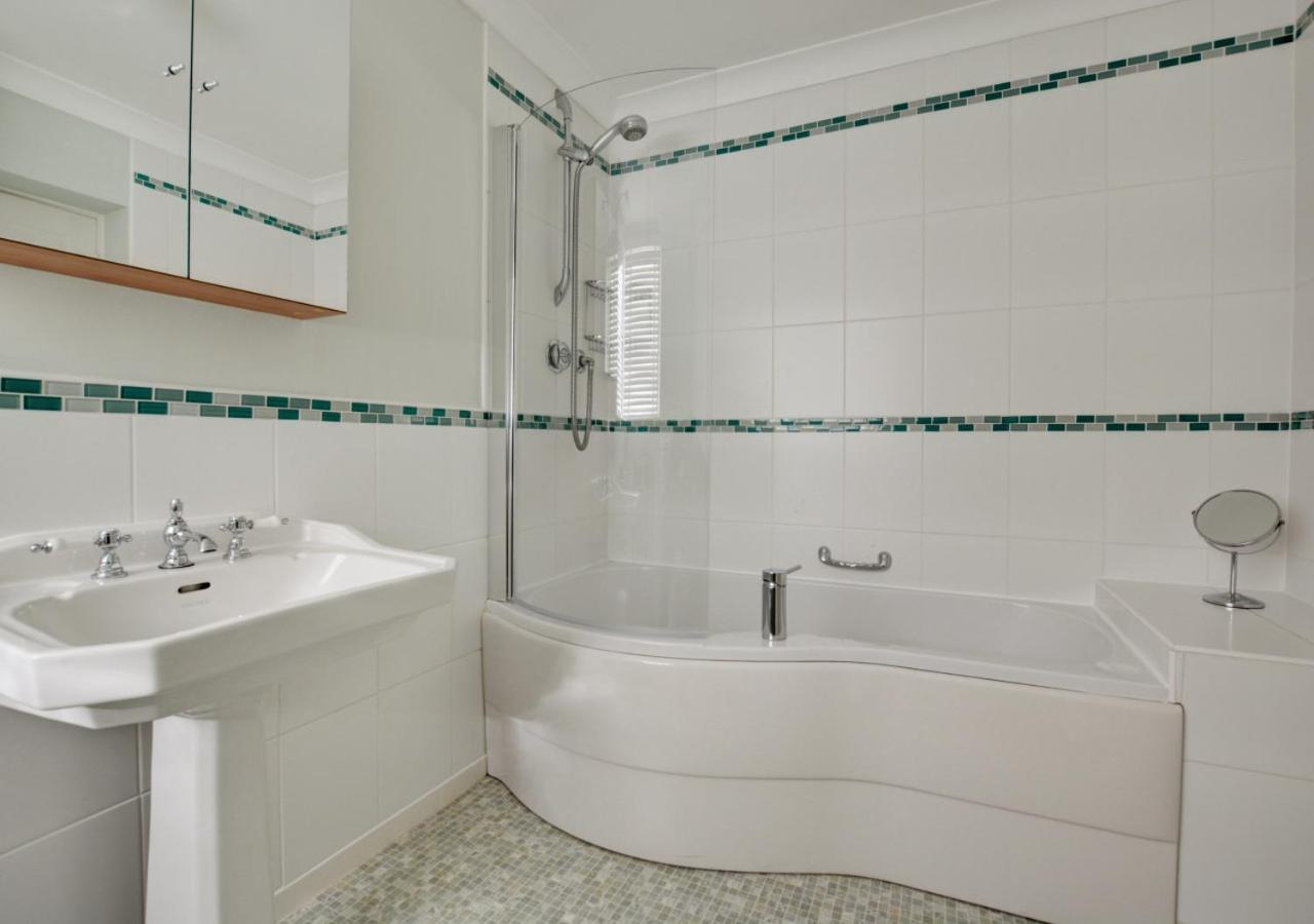 4 Bed in Old Hunstanton oc-1809