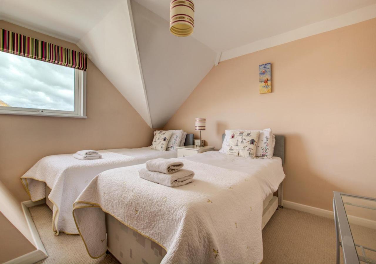 4 Bed in Old Hunstanton oc-1809