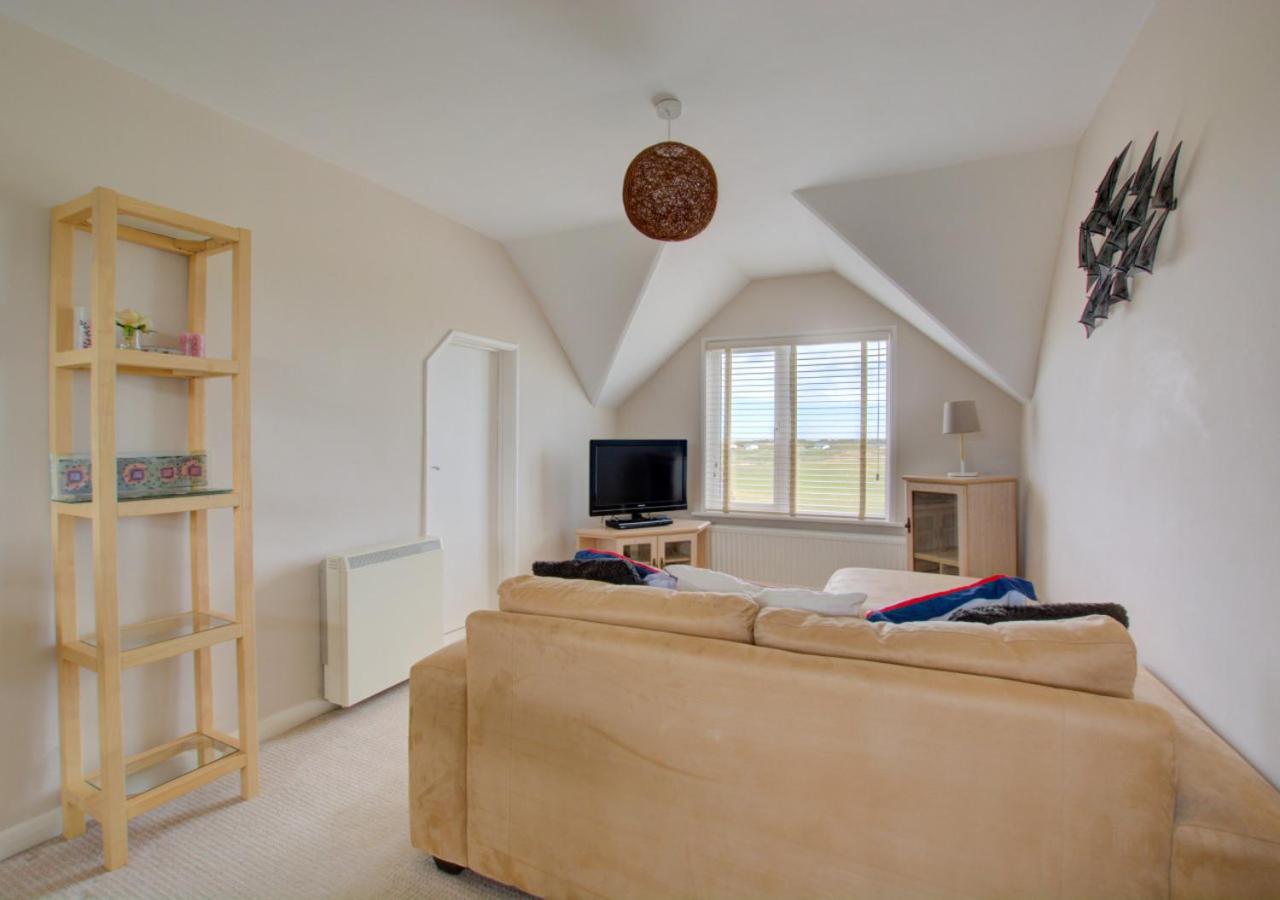 4 Bed in Old Hunstanton oc-1809