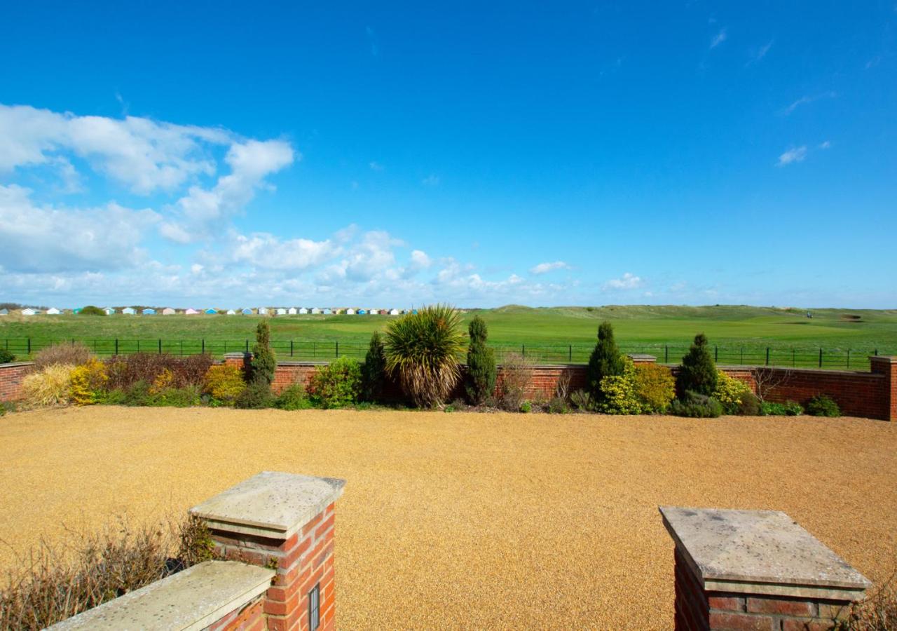4 Bed in Old Hunstanton oc-1809