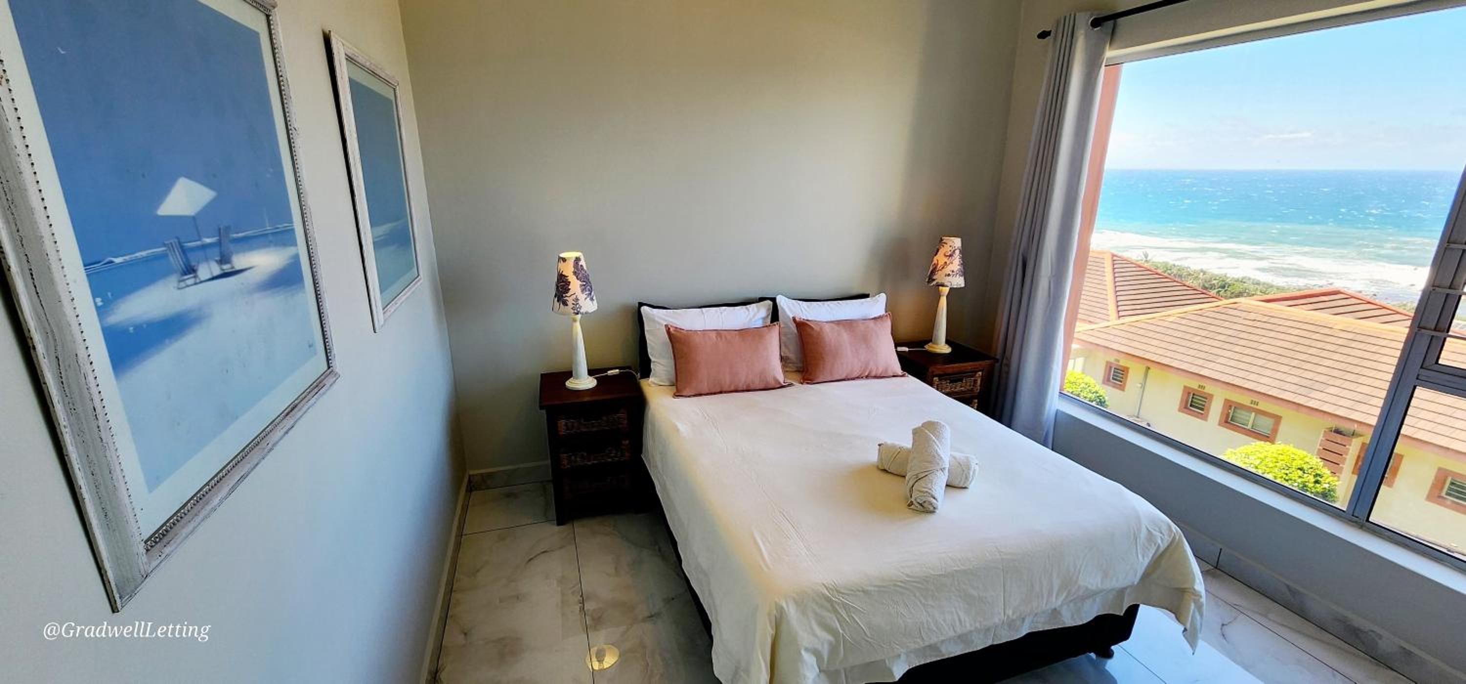 Alomsee 10 - Sleeps 8 with amazing views of the sea