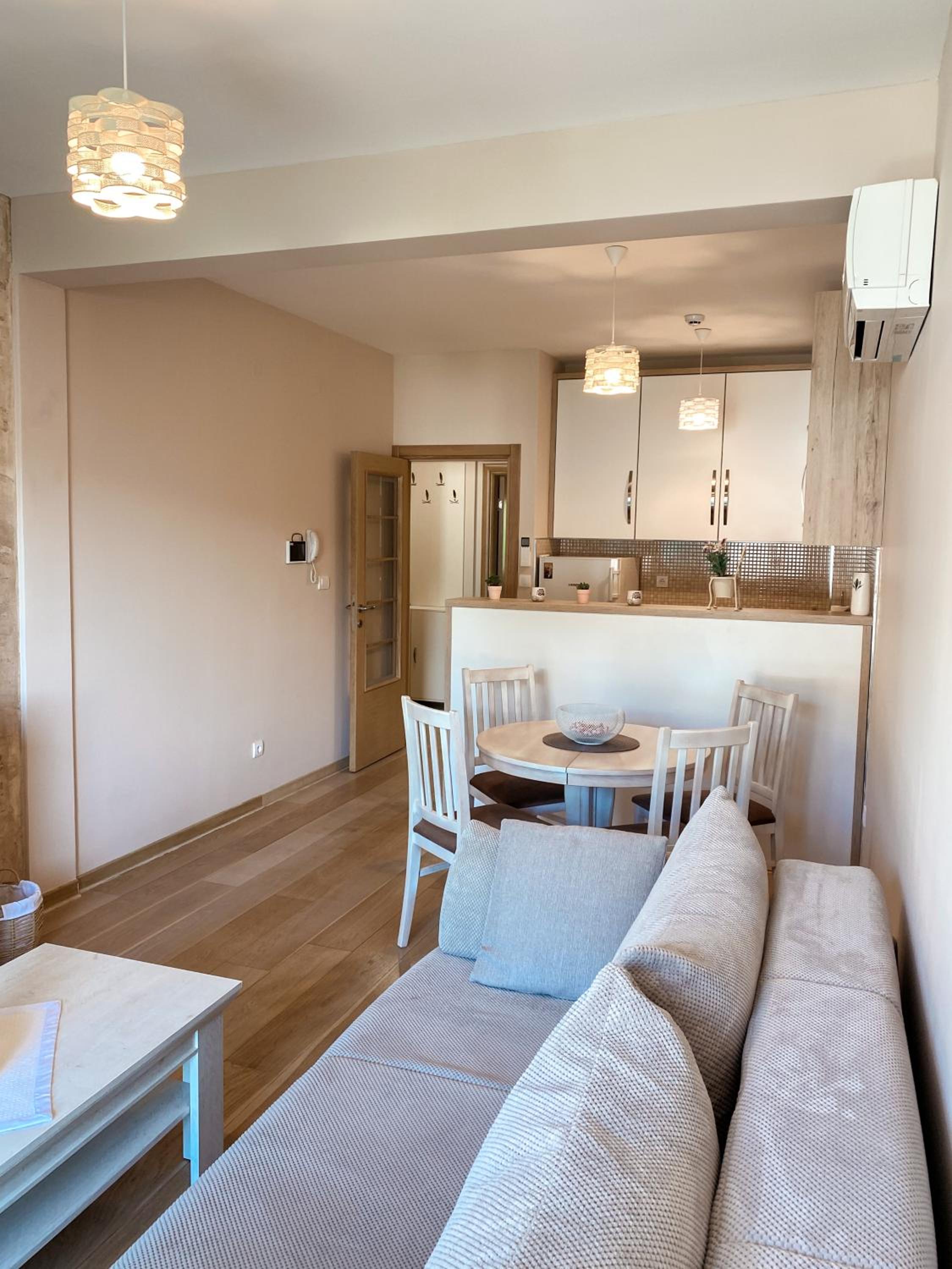 Vanja Apartment with Private Parking - Sea View