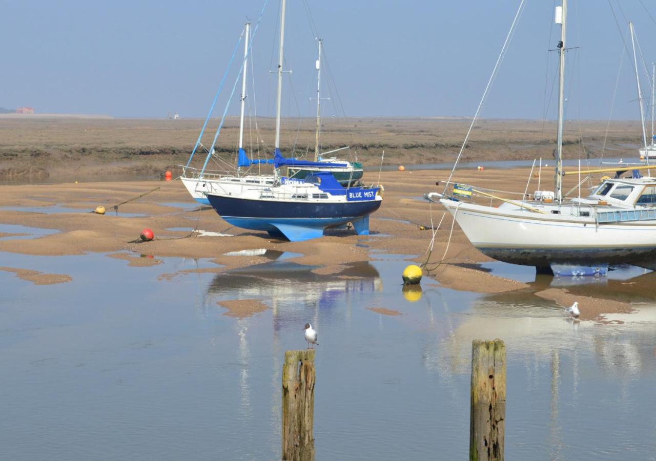 3 Bed in Wells-next-the-Sea oc-1932