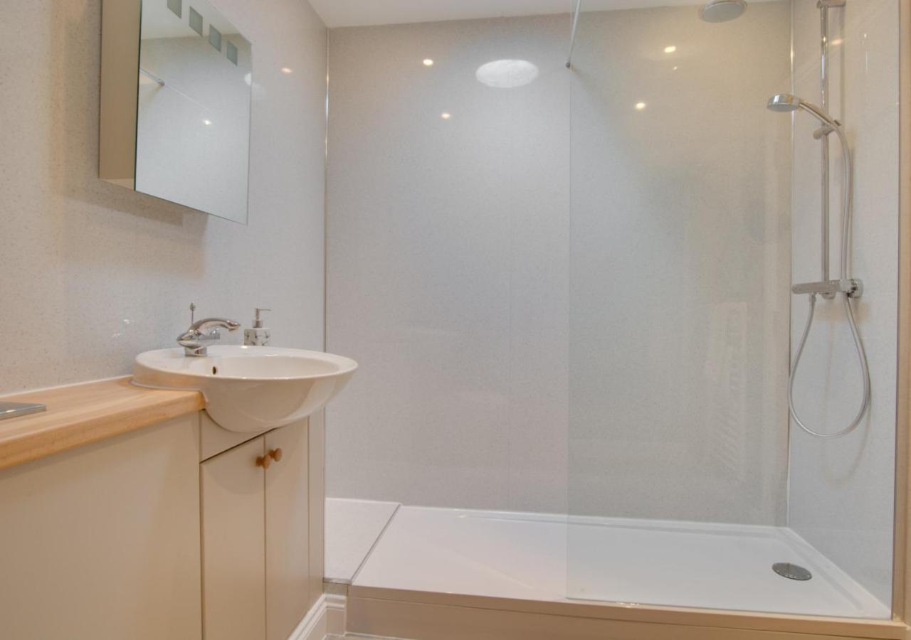 3 Bed in Wells-next-the-Sea oc-1932