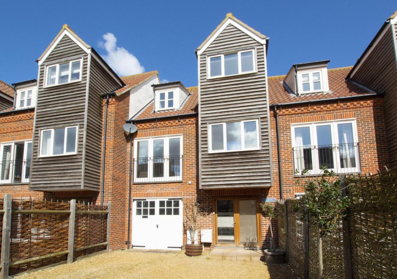 3 Bed in Wells-next-the-Sea oc-1932