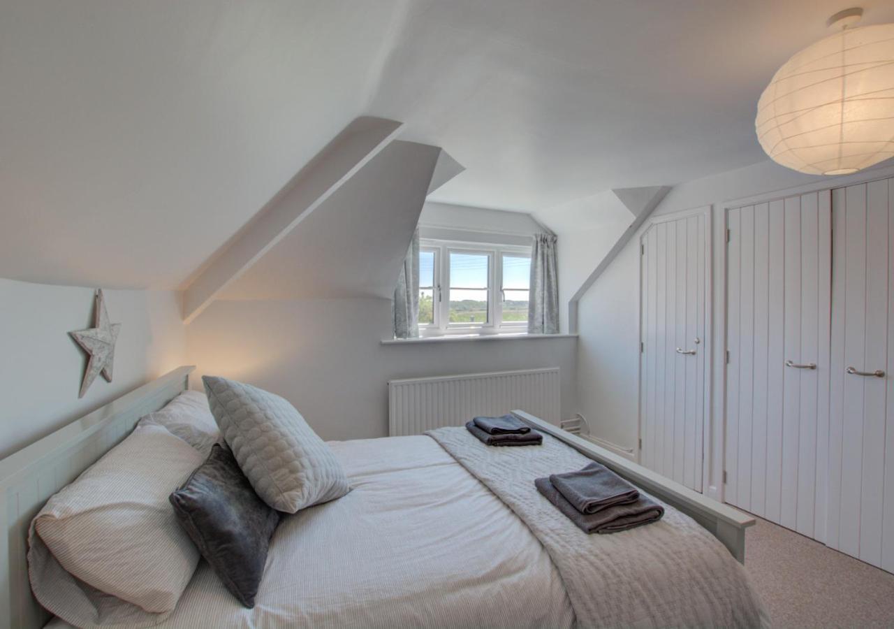 3 Bed in Wighton oc-1978