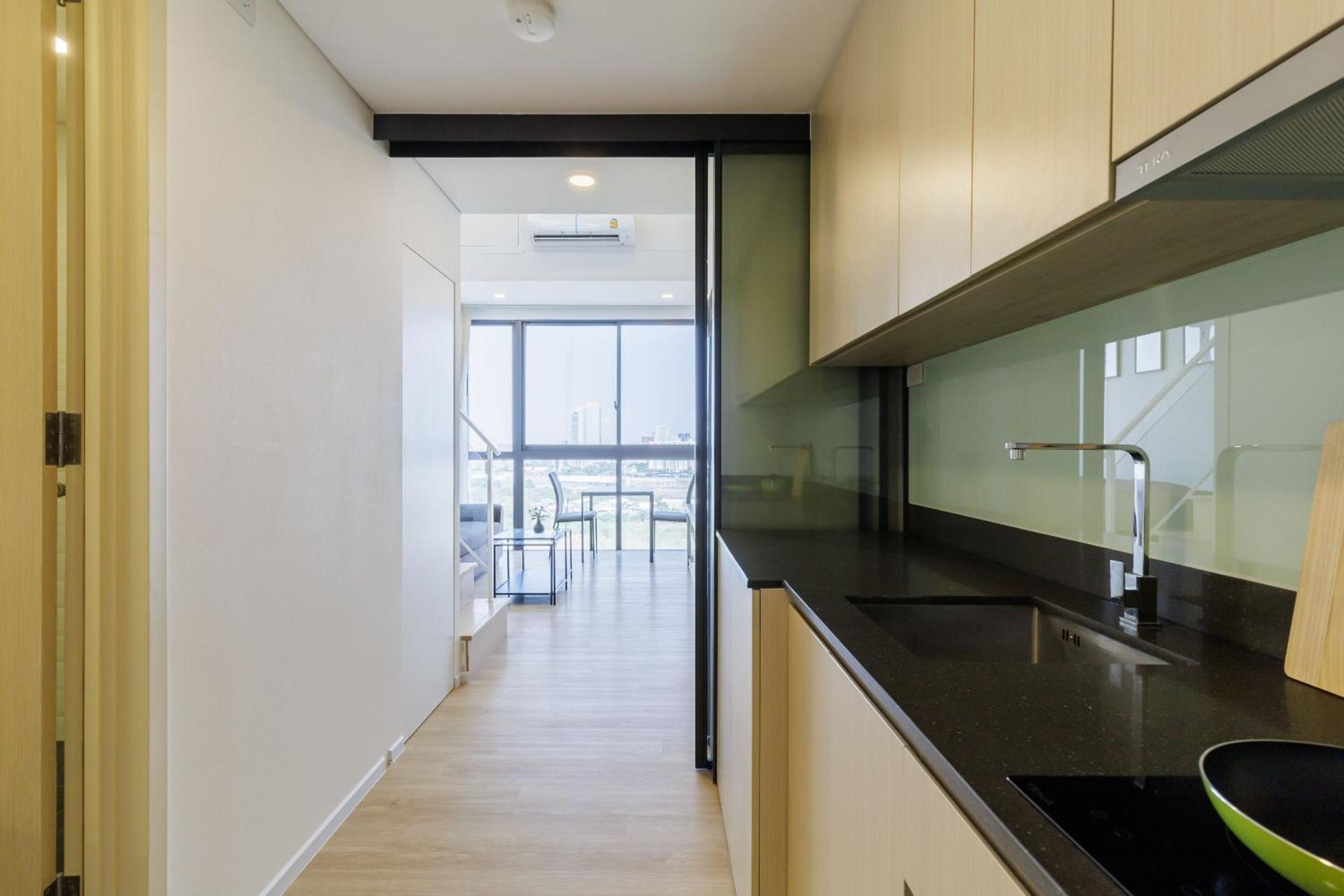 Loft Pool Superior Suite Near jodd Night Market 500mbps Wi-Fi Twin