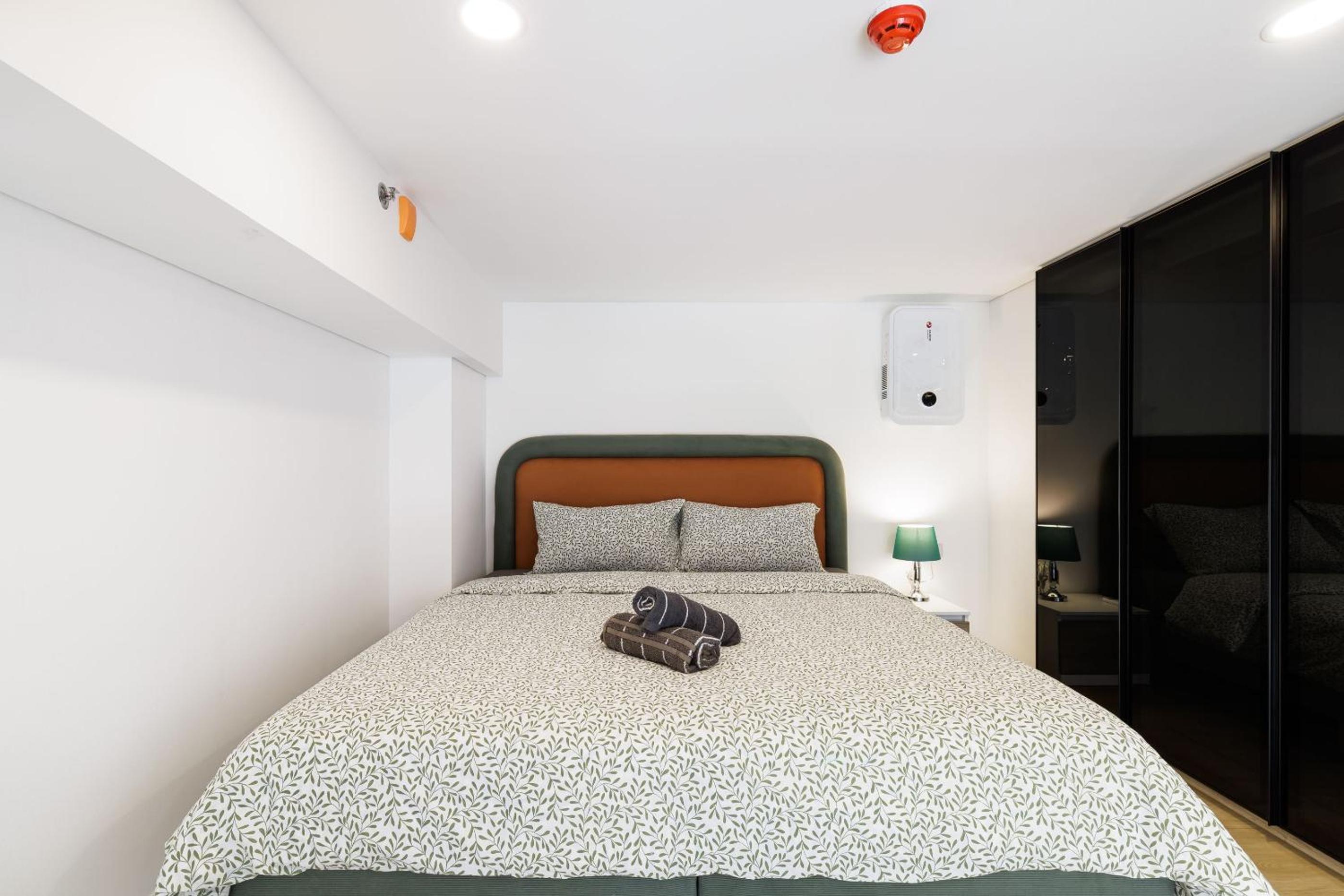 Loft Pool Superior Suite Near jodd Night Market 500mbps Wi-Fi Twin