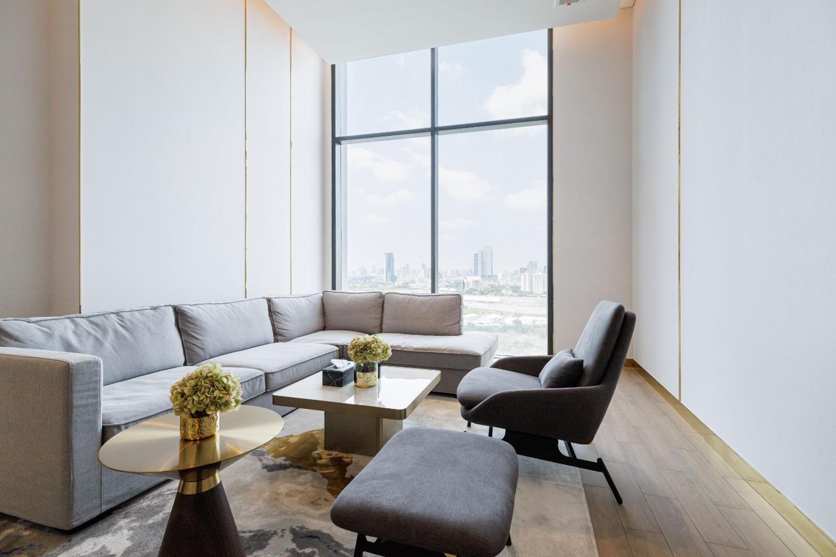 Loft Pool Superior Suite Near jodd Night Market 500mbps Wi-Fi Twin