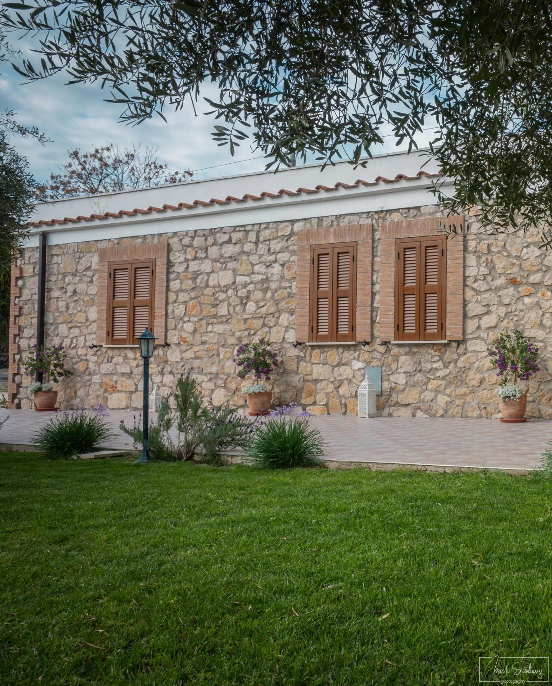 Agriturismo Country Casale Rufo view 2