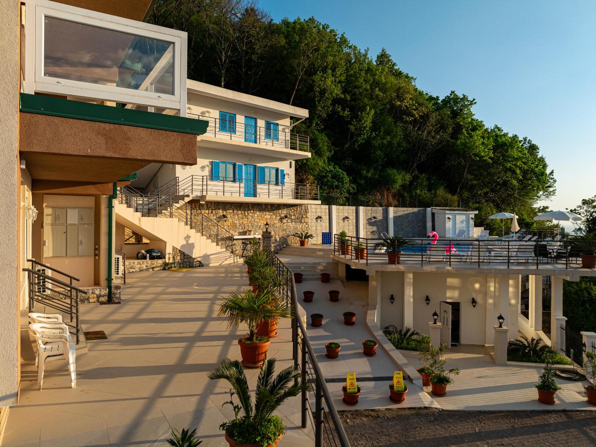 Regina Residence