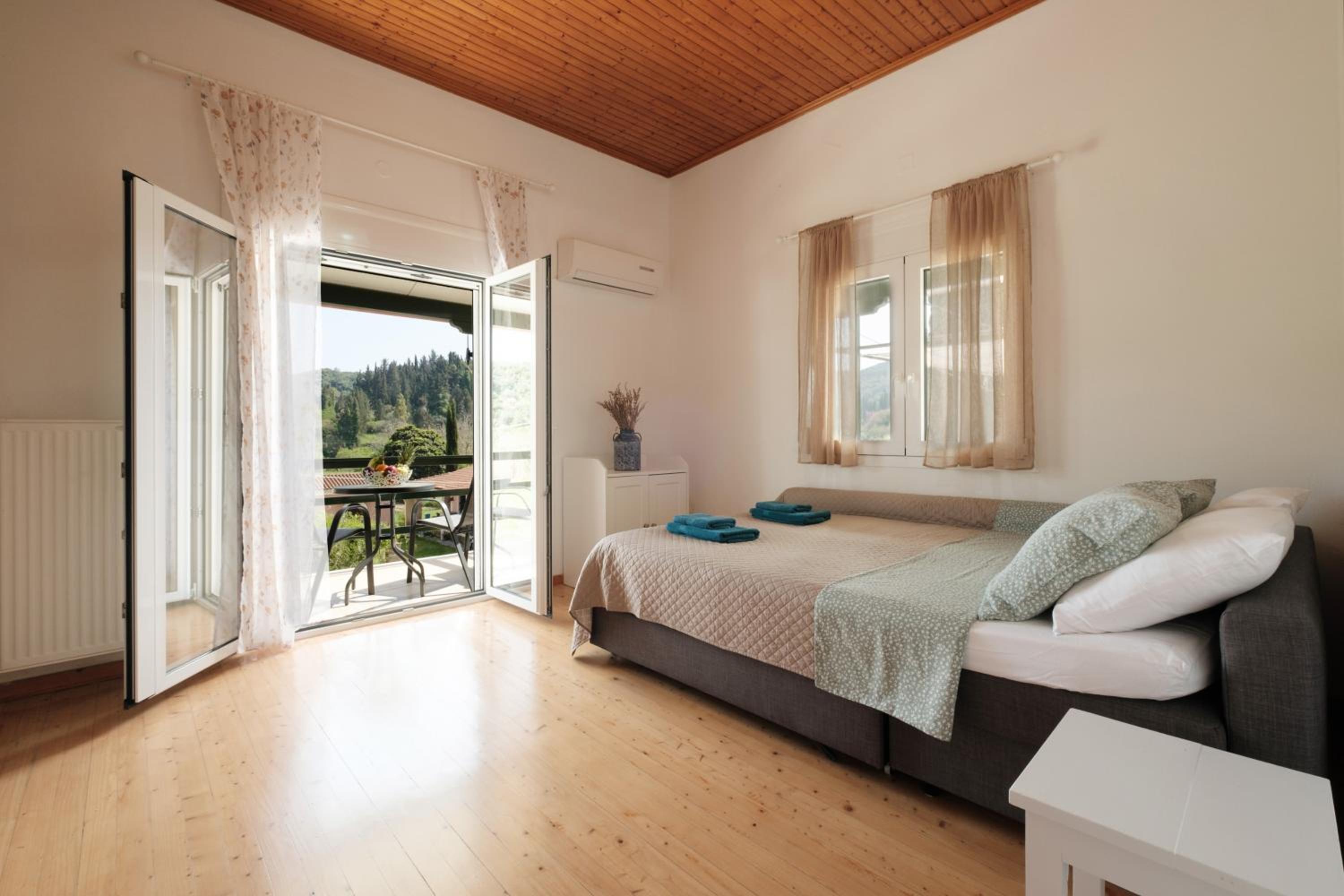 Lefka Apartment
