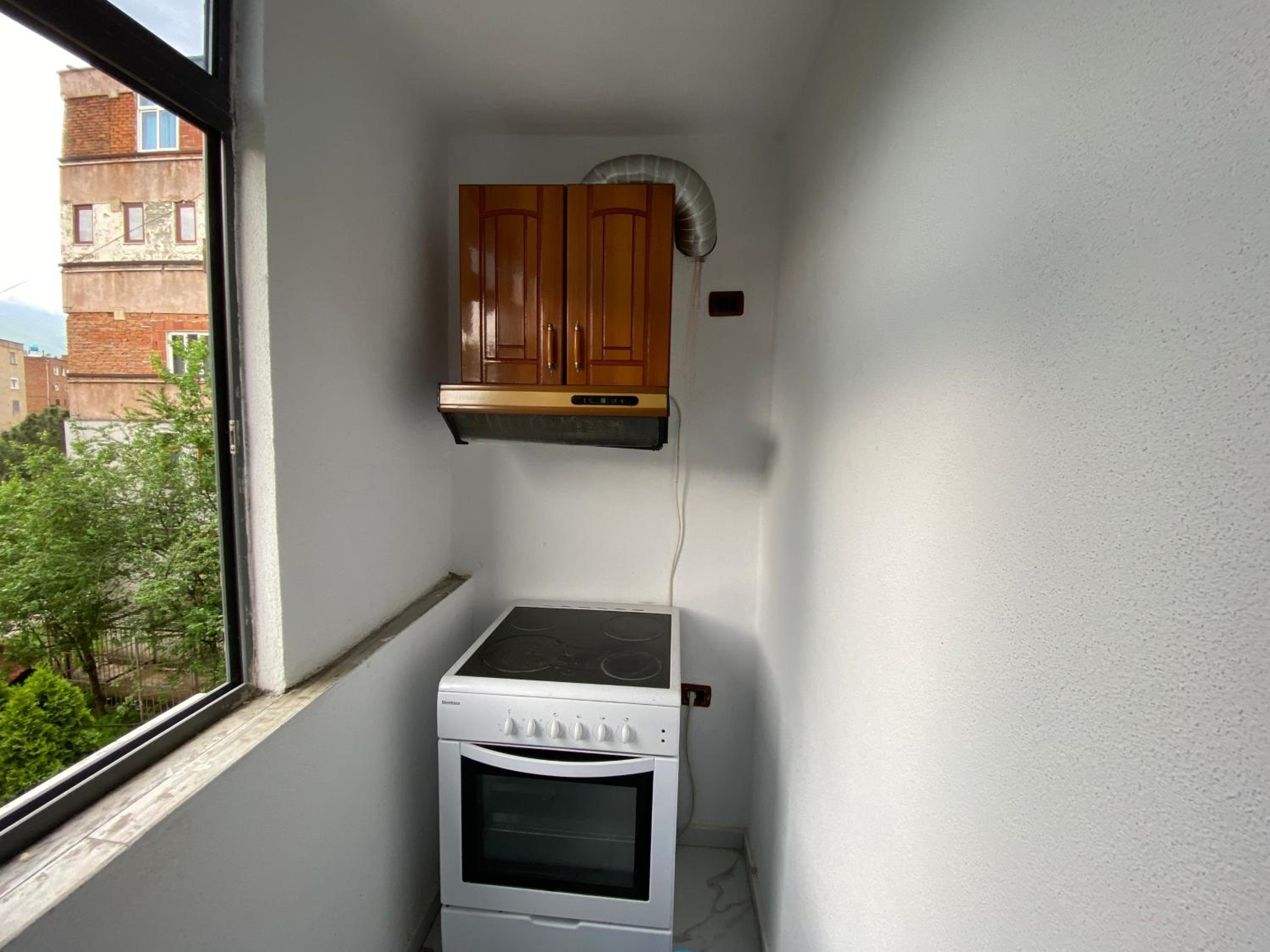 Apartament me qera 2+1