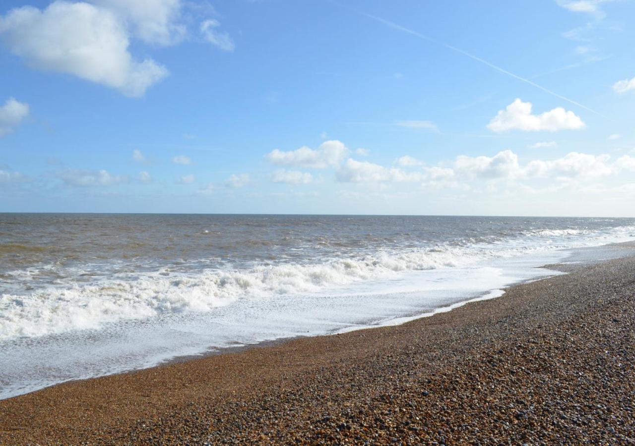 4 Bed in Salthouse oc-1824