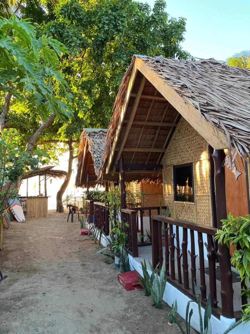 Seaside Cabin Bucana