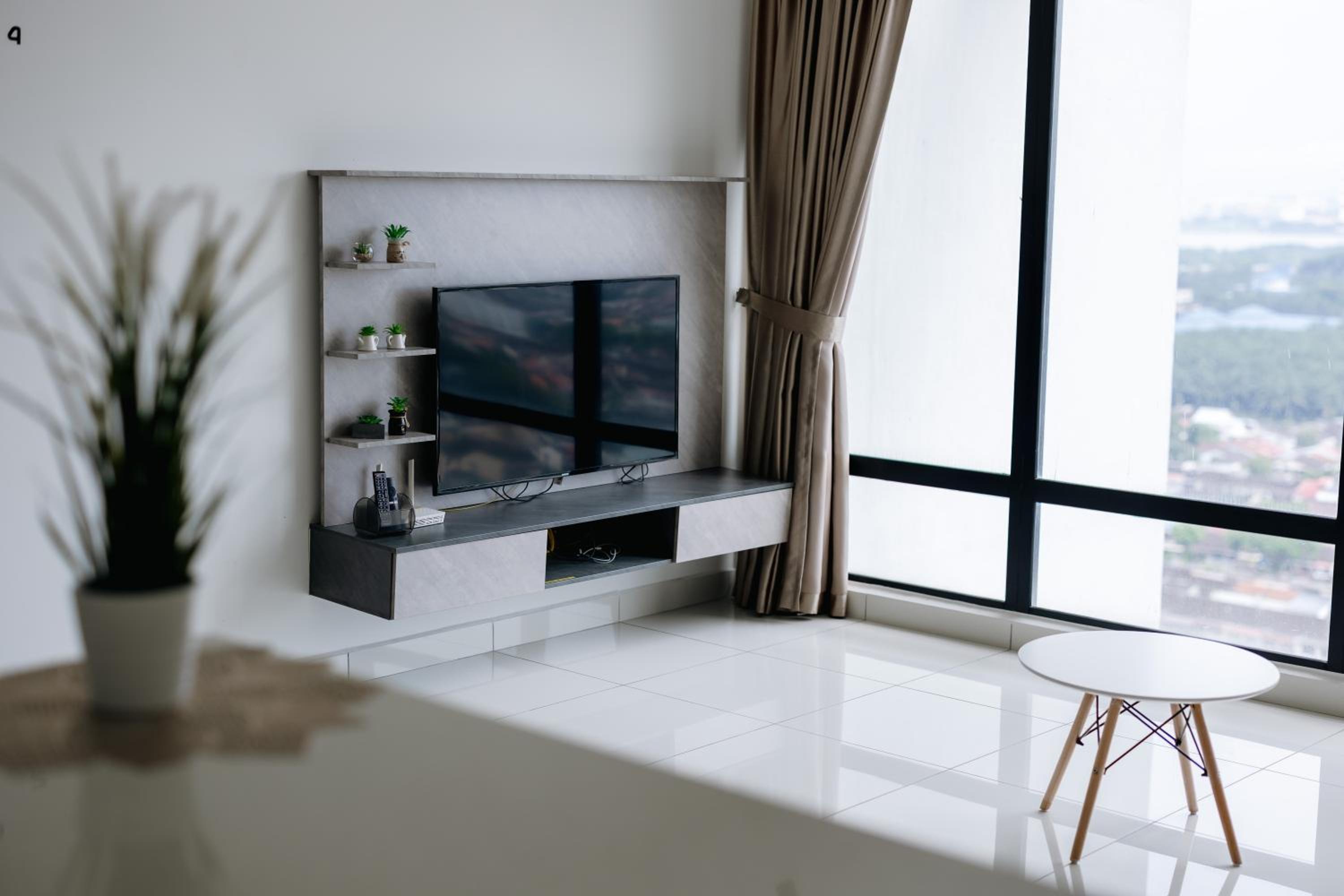 Midvalley Southkey Mosaic 2BR Suite Homestay by Jfive