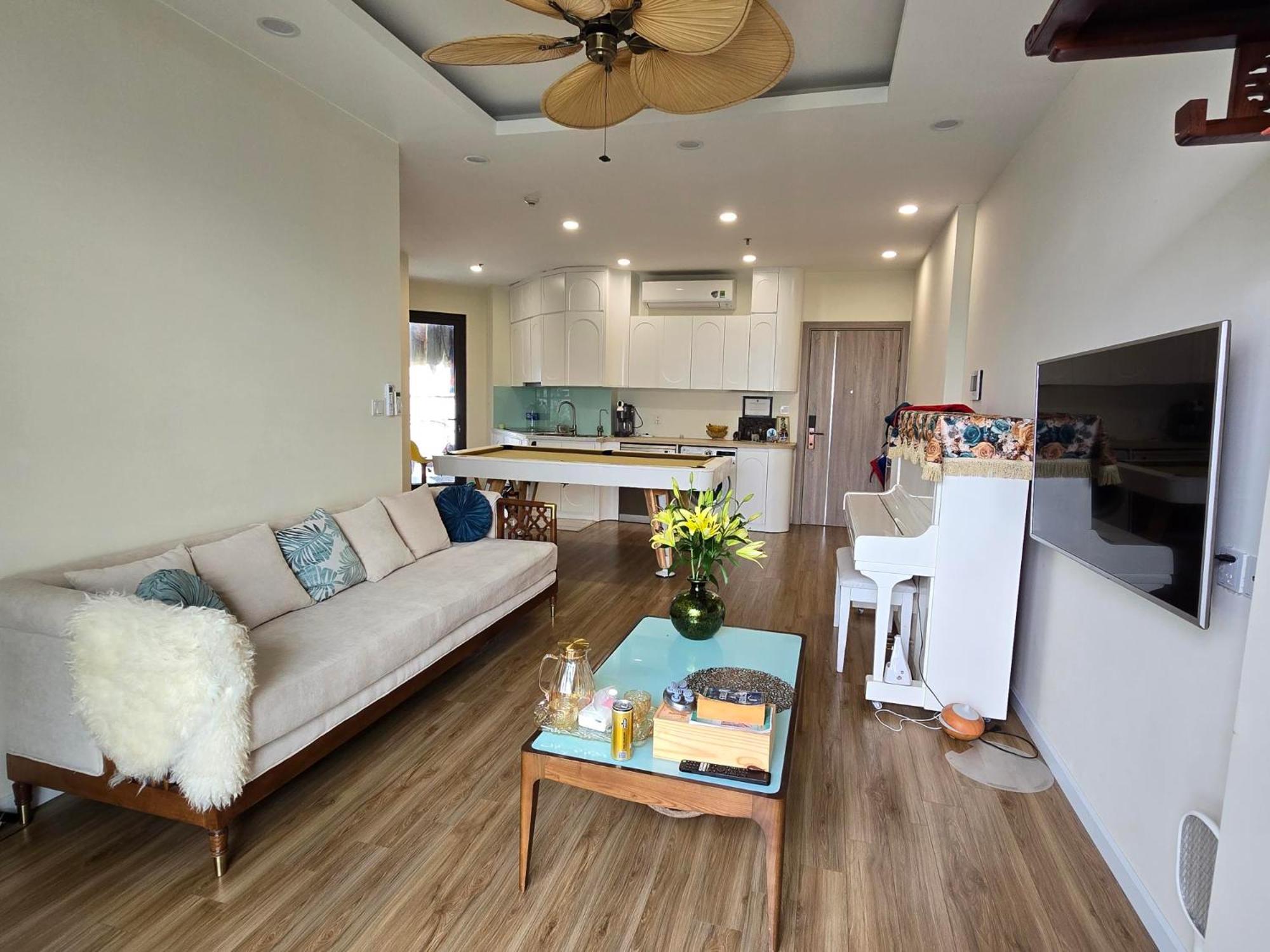 Trinity - private room with lakeview