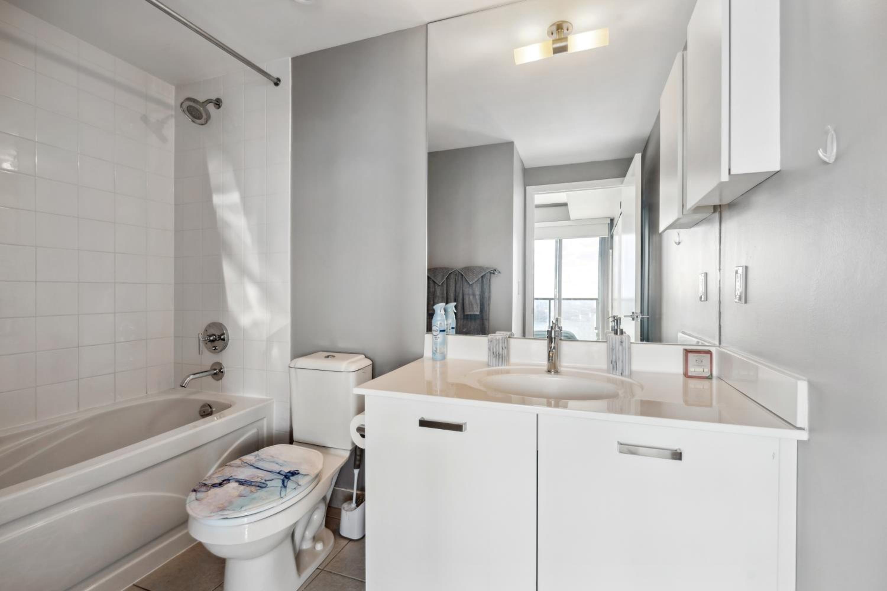 Globalstay. Burano Condos in Downtown Toronto