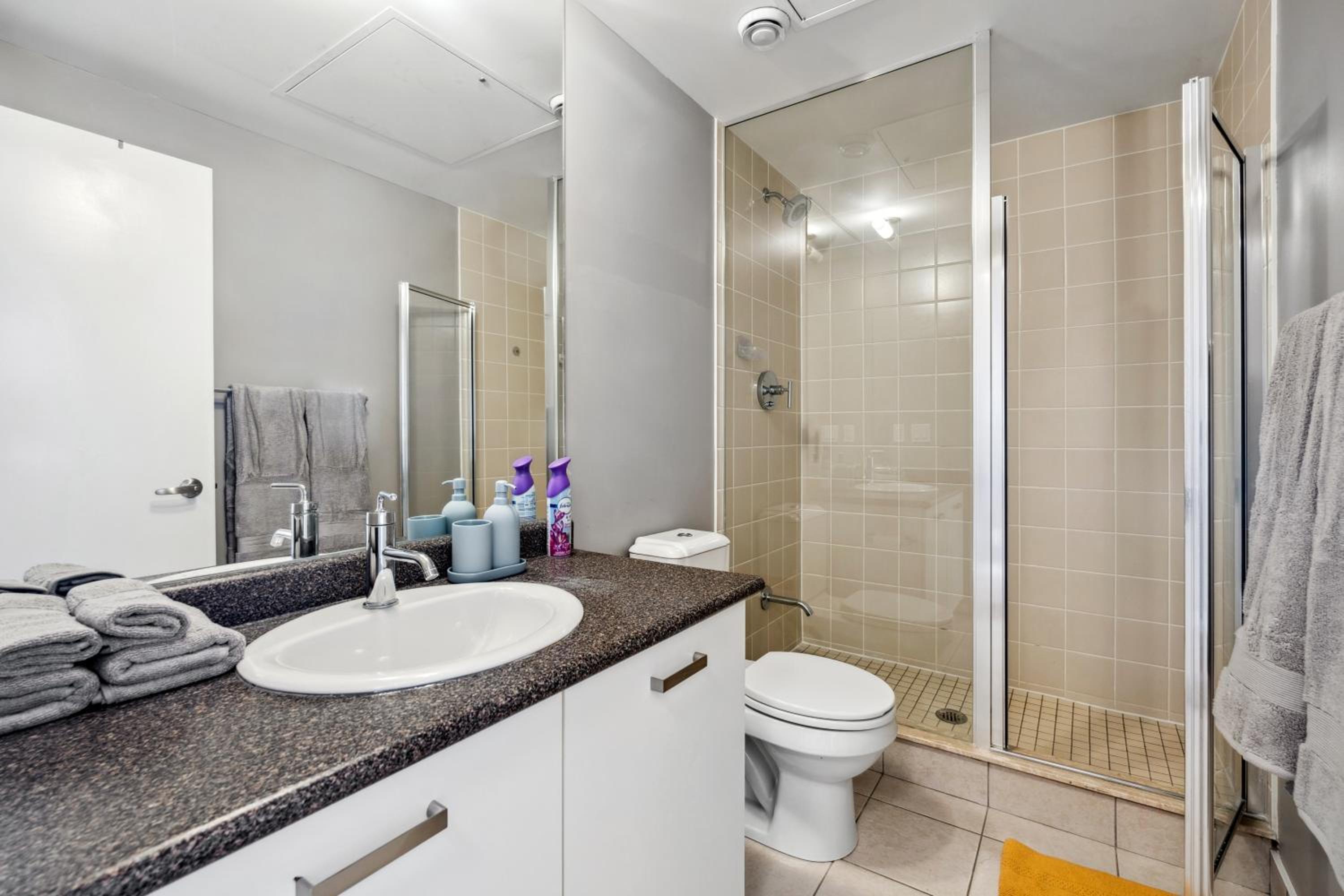 Globalstay. Burano Condos in Downtown Toronto
