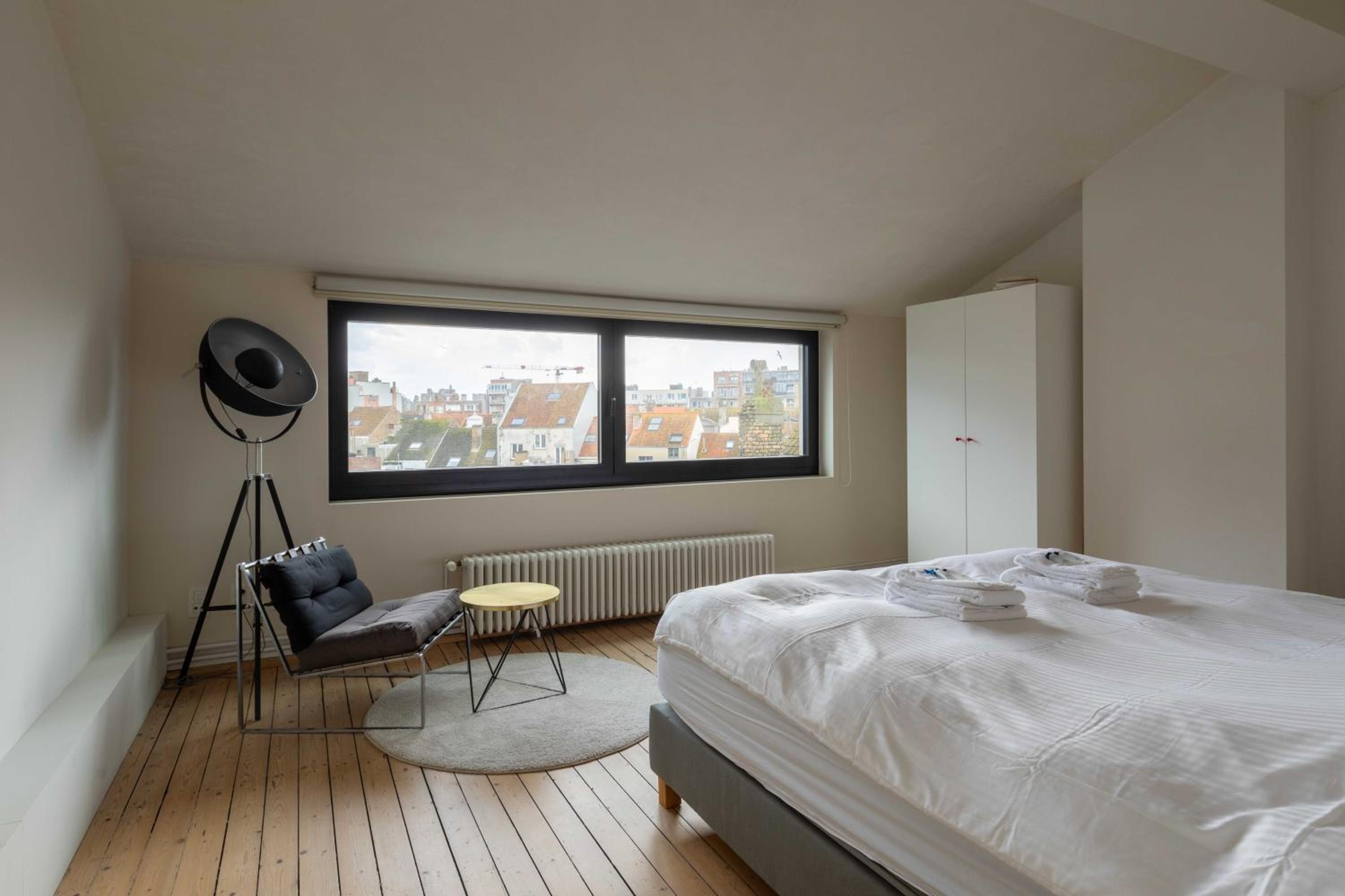 Spacious Belle Epoque House with free parking