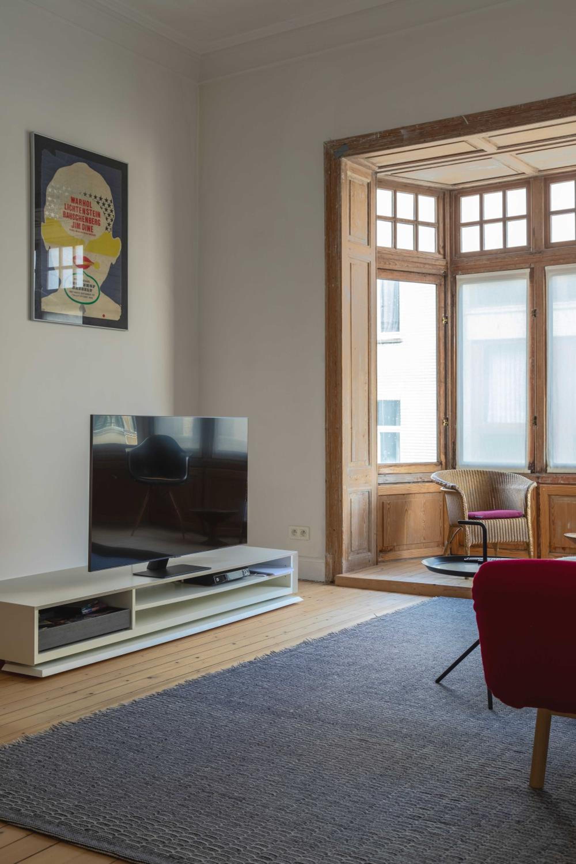 Spacious Belle Epoque House with free parking