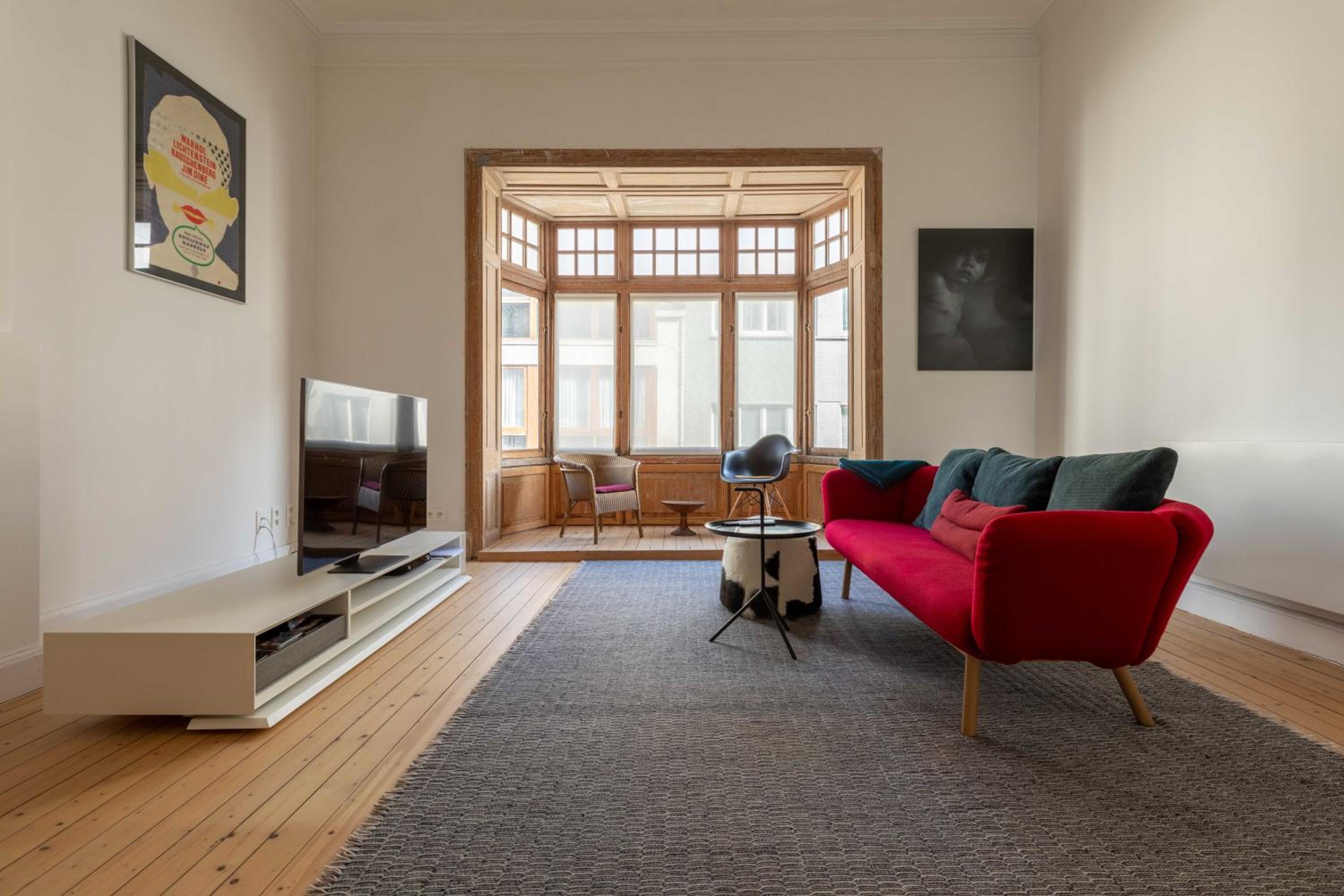 Spacious Belle Epoque House with free parking