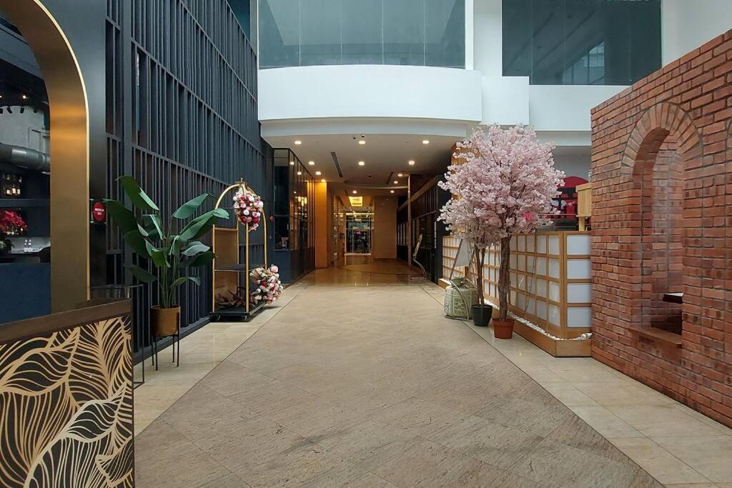KLCC Suites 78 6Pax Free 1 Parking