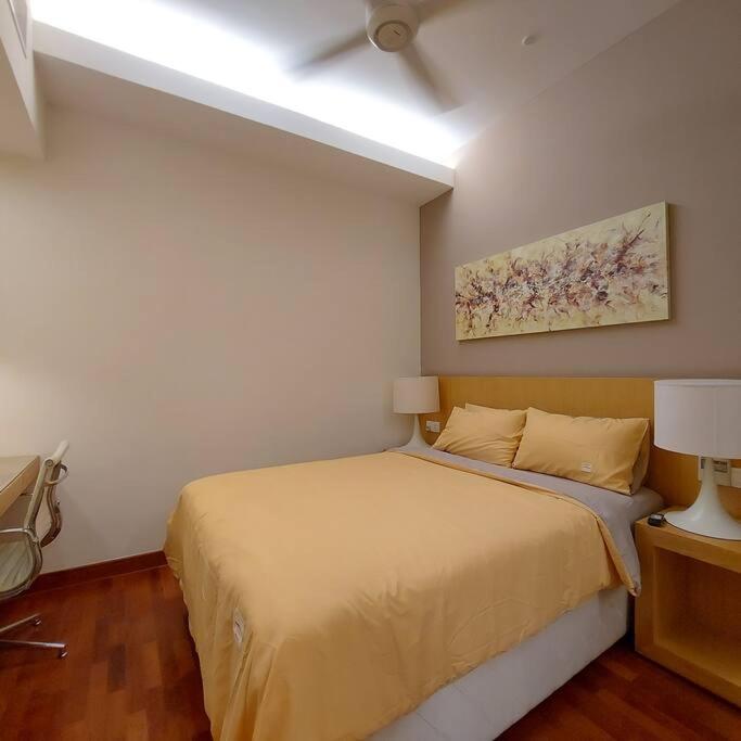 KLCC Suites 78 6Pax Free 1 Parking
