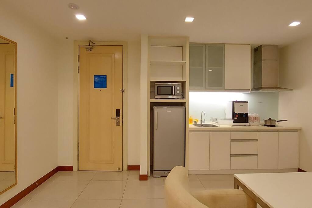 KLCC Suites 78 6Pax Free 1 Parking