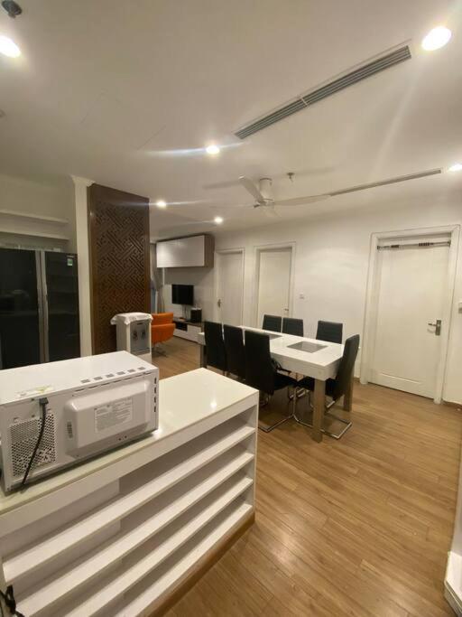 Modern 2 bedroom apartment in central of Hanoi