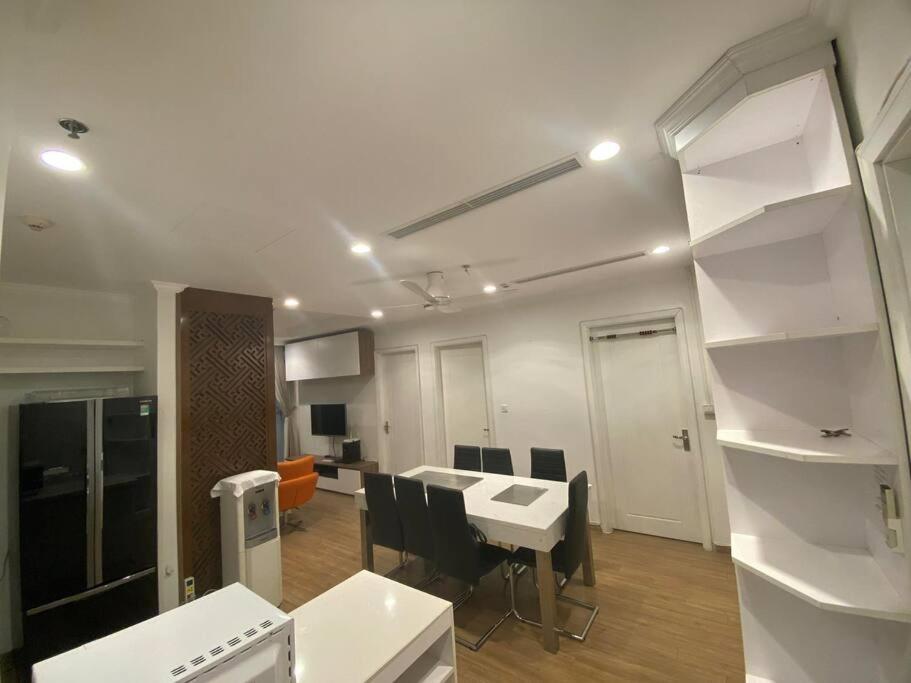 Modern 2 bedroom apartment in central of Hanoi