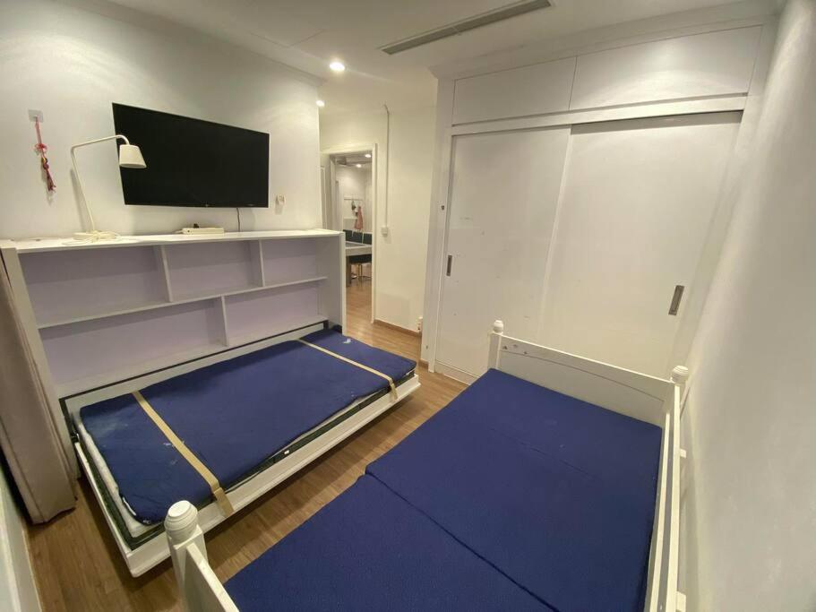 Modern 2 bedroom apartment in central of Hanoi