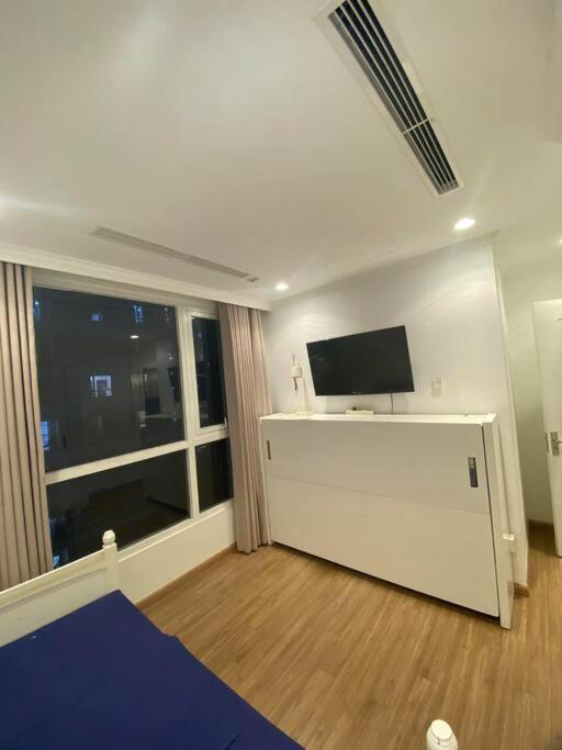 Modern 2 bedroom apartment in central of Hanoi