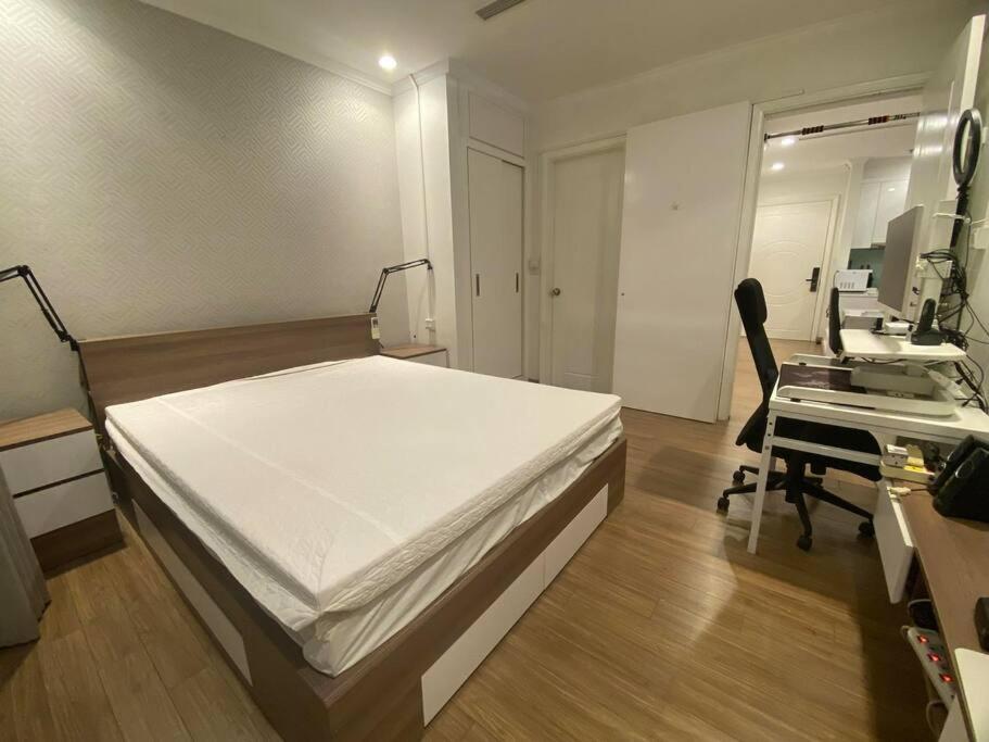 Modern 2 bedroom apartment in central of Hanoi