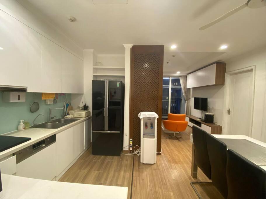 Modern 2 bedroom apartment in central of Hanoi