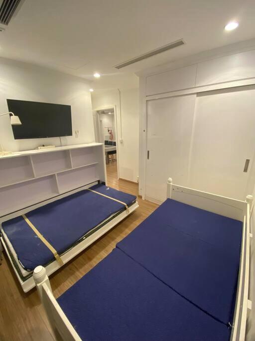 Modern 2 bedroom apartment in central of Hanoi