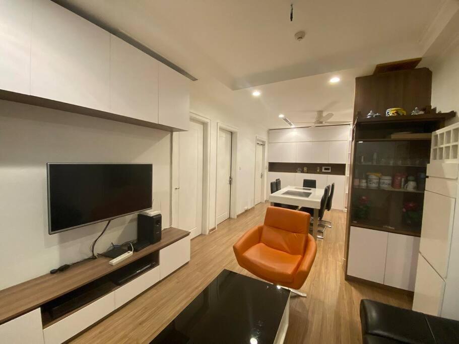 Modern 2 bedroom apartment in central of Hanoi