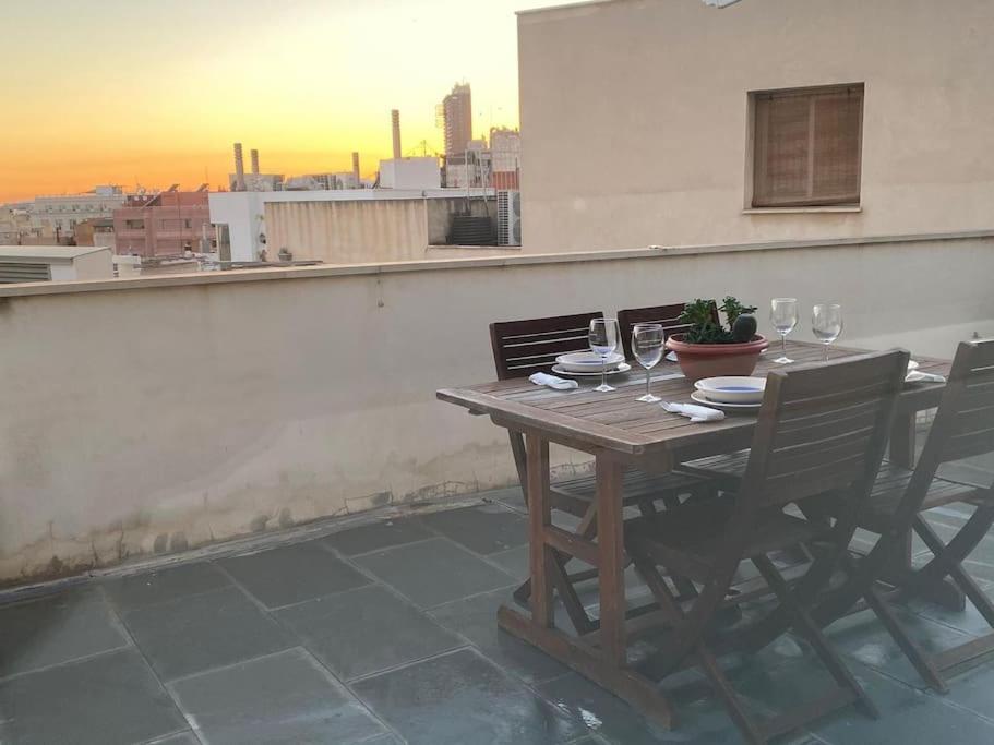 LovelyLoft Castillo