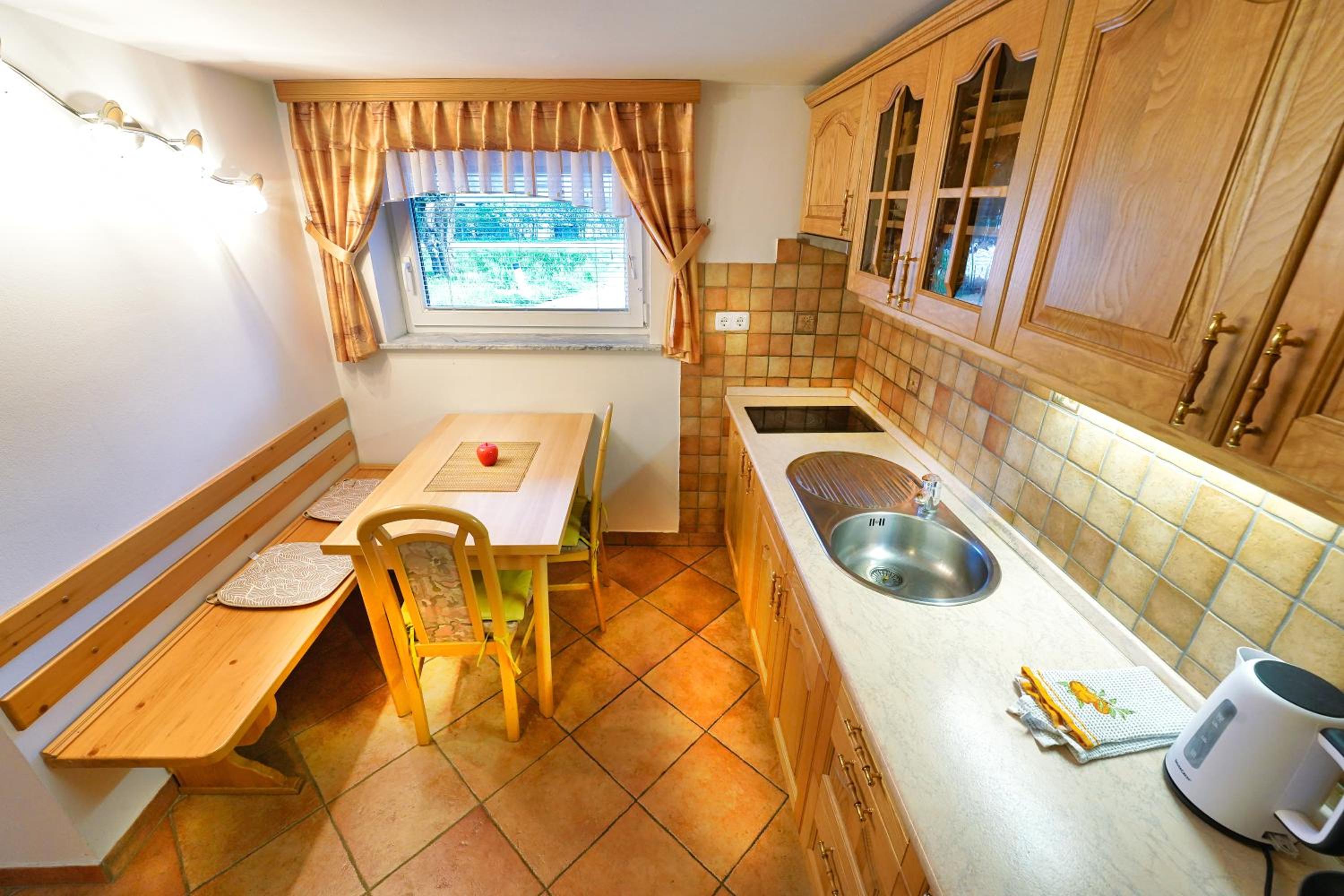 Photo 102