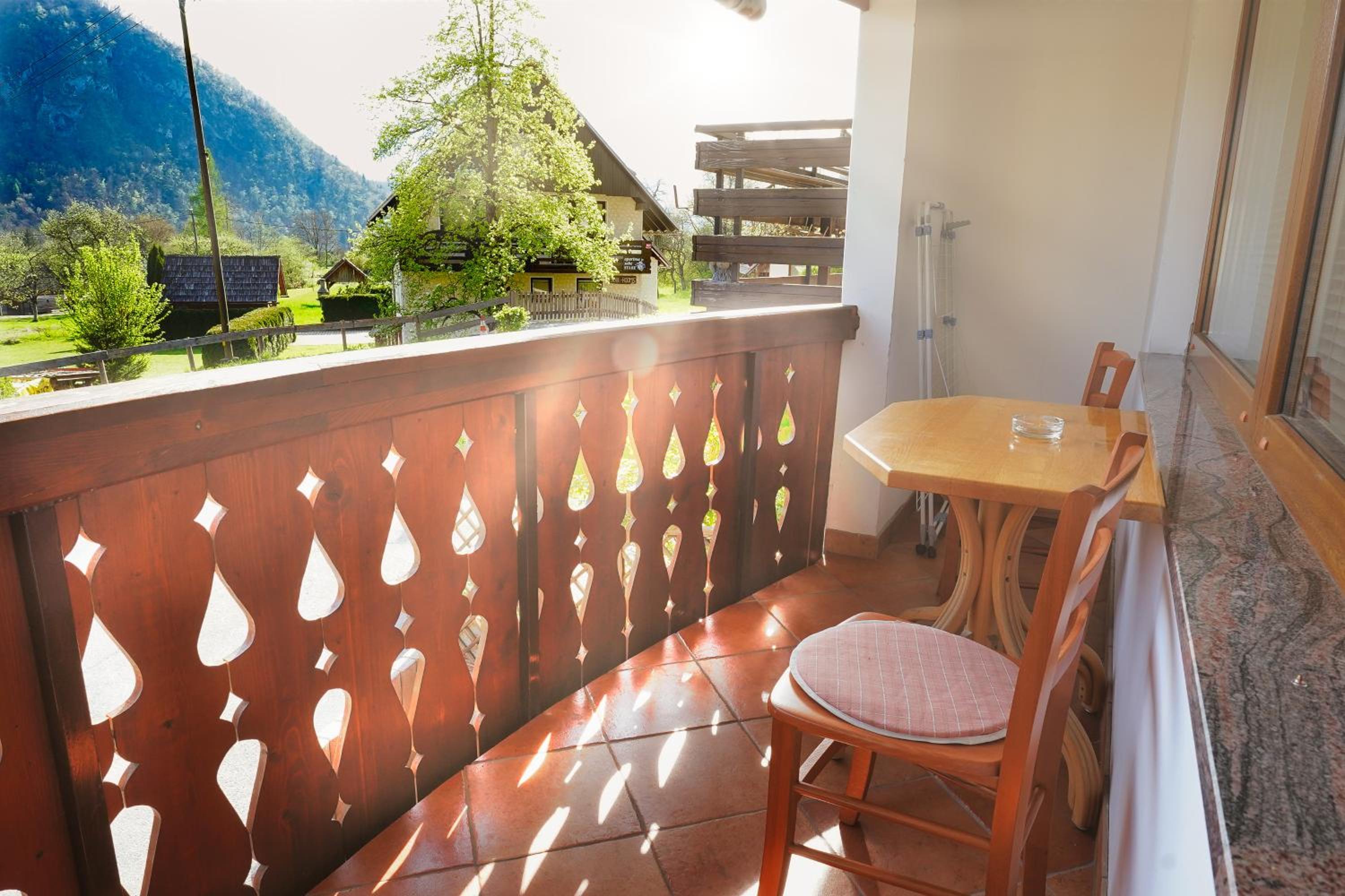 Apartments Pr' Pavleto view 3