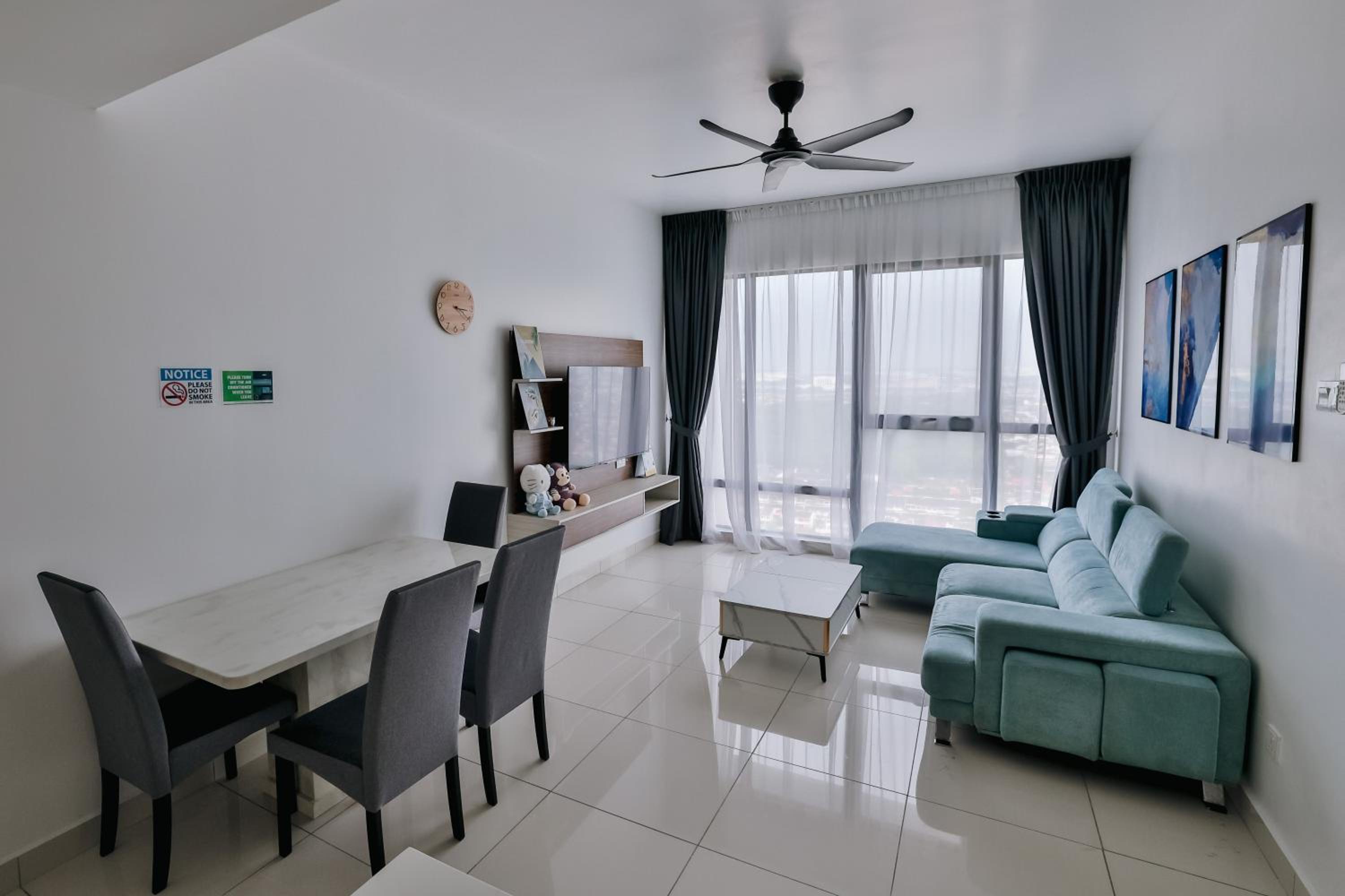 Comfortable 2BR Mosaic Mid Valley Southkey 5-6 Pax