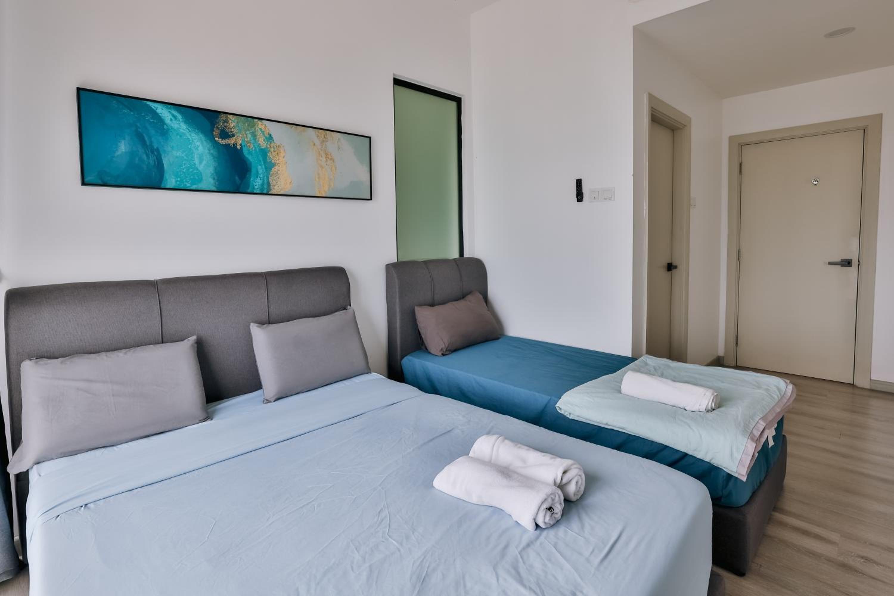 Comfortable 2BR Mosaic Mid Valley Southkey 5-6 Pax