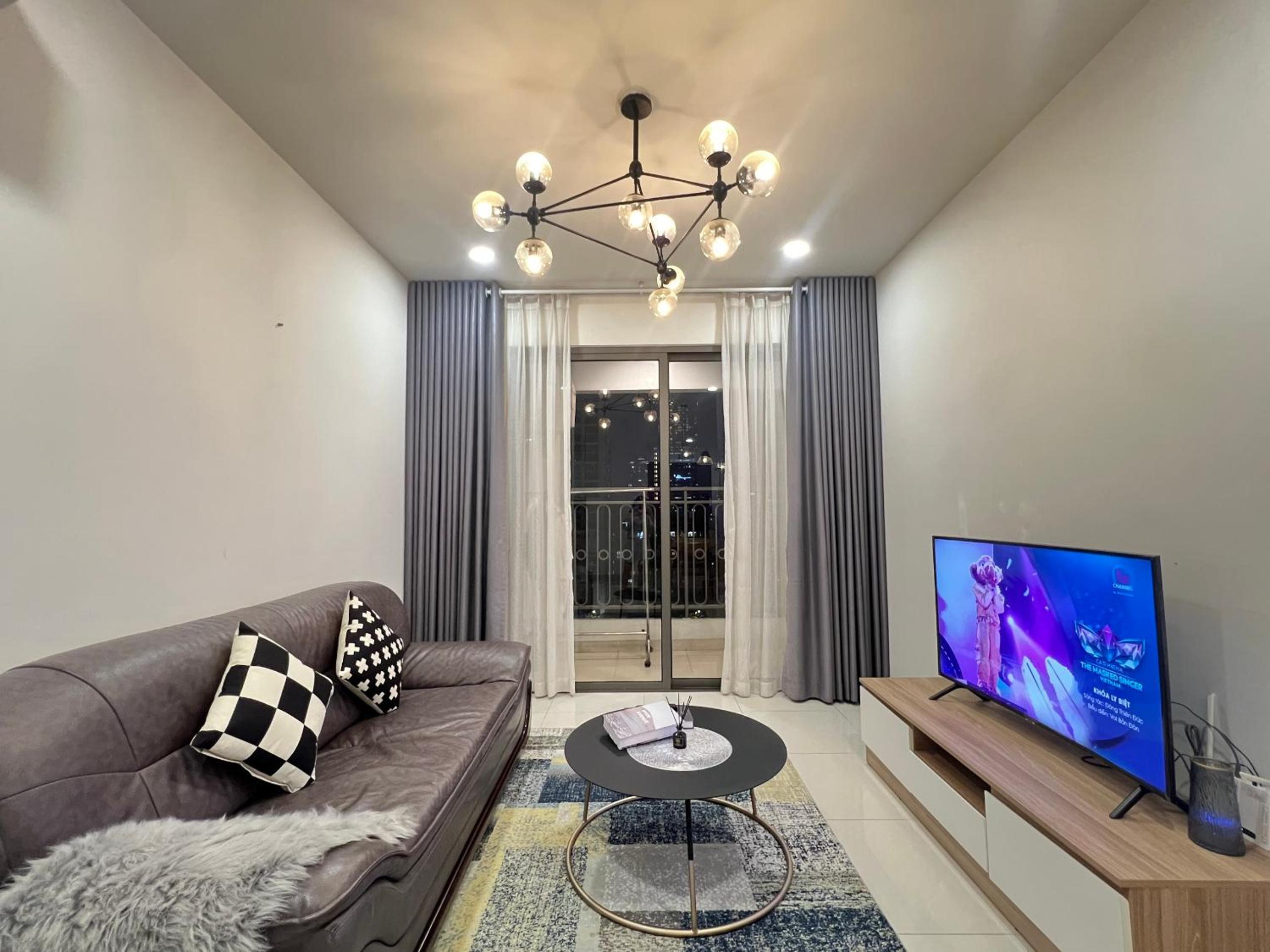 Highend SaigonRoyal 2BR 2WC CityView near BenThanh