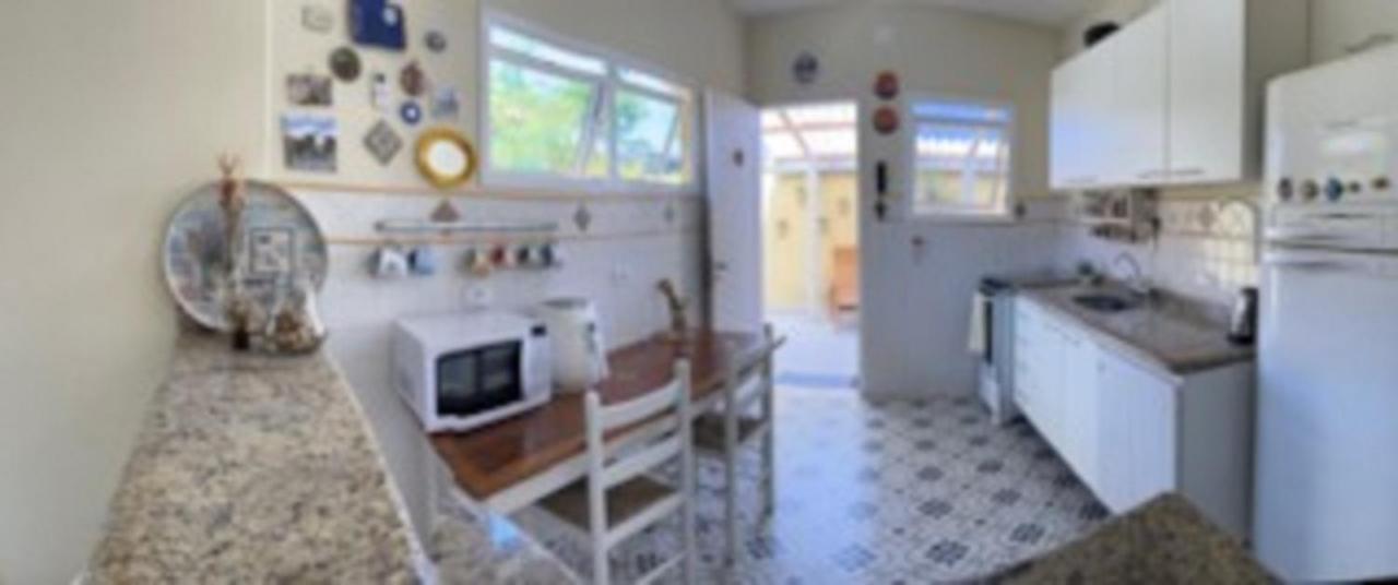 Condomínio Residencial Estoril - Casa térrea - 500m da praia de Boiçucanga