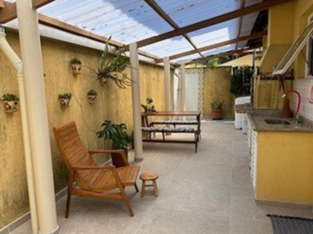 Condomínio Residencial Estoril - Casa térrea - 500m da praia de Boiçucanga