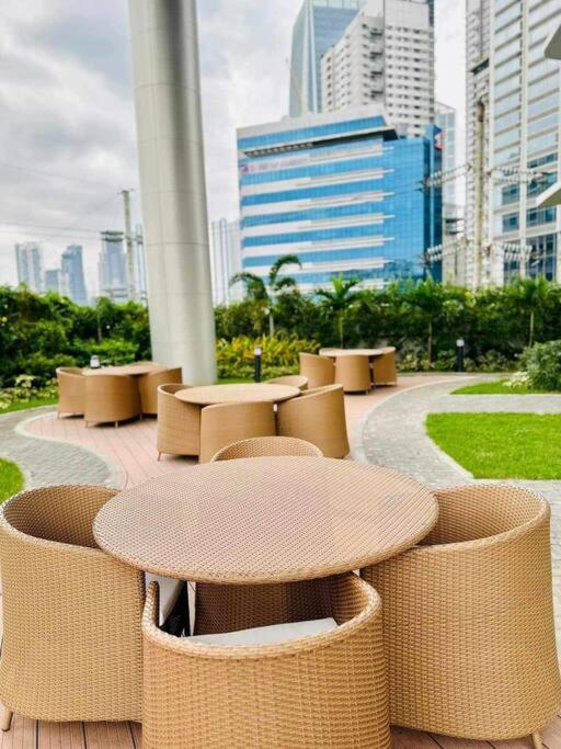 Lee Staycation Manila - Lush view 2