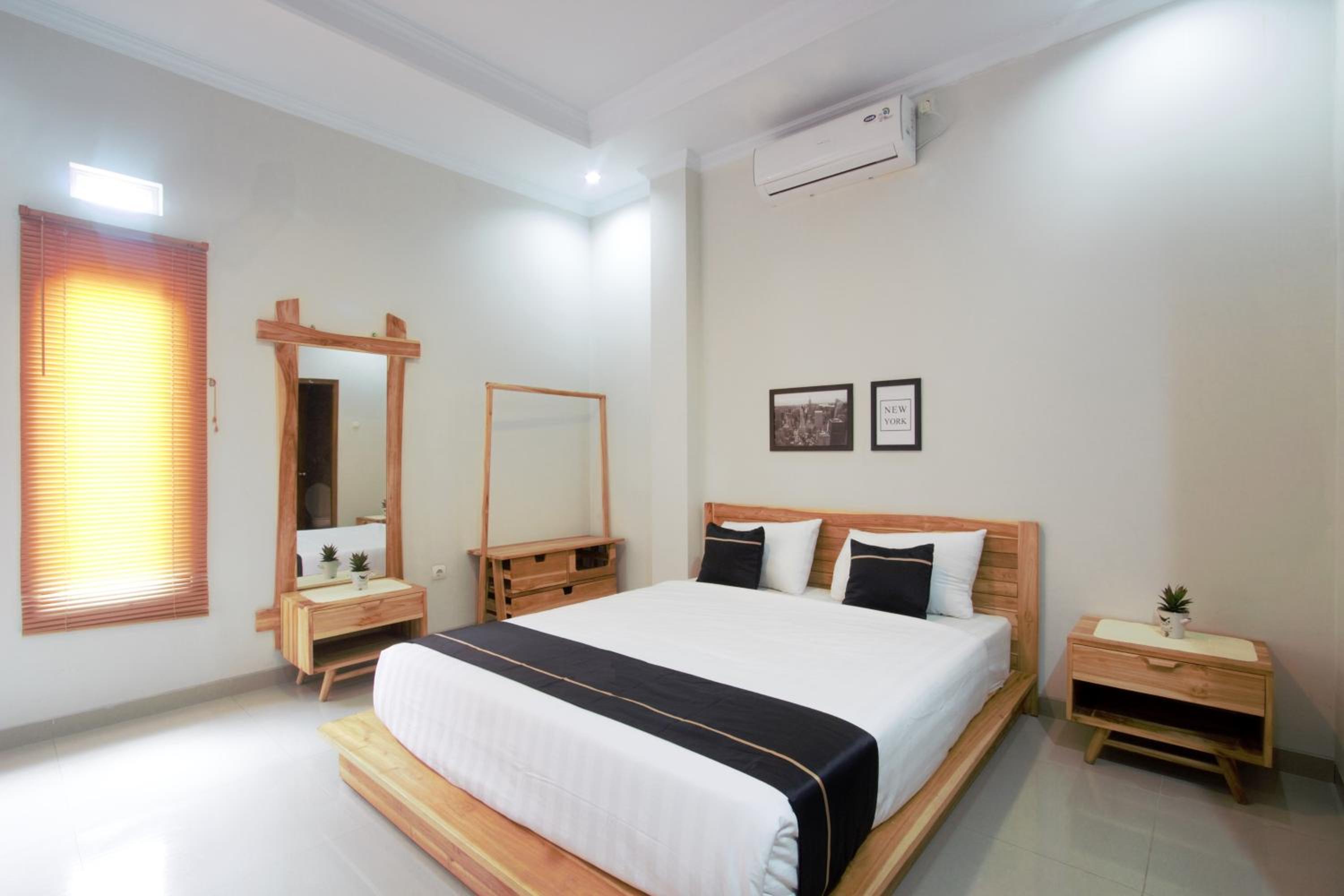 Cendhani Raras Residence view 4